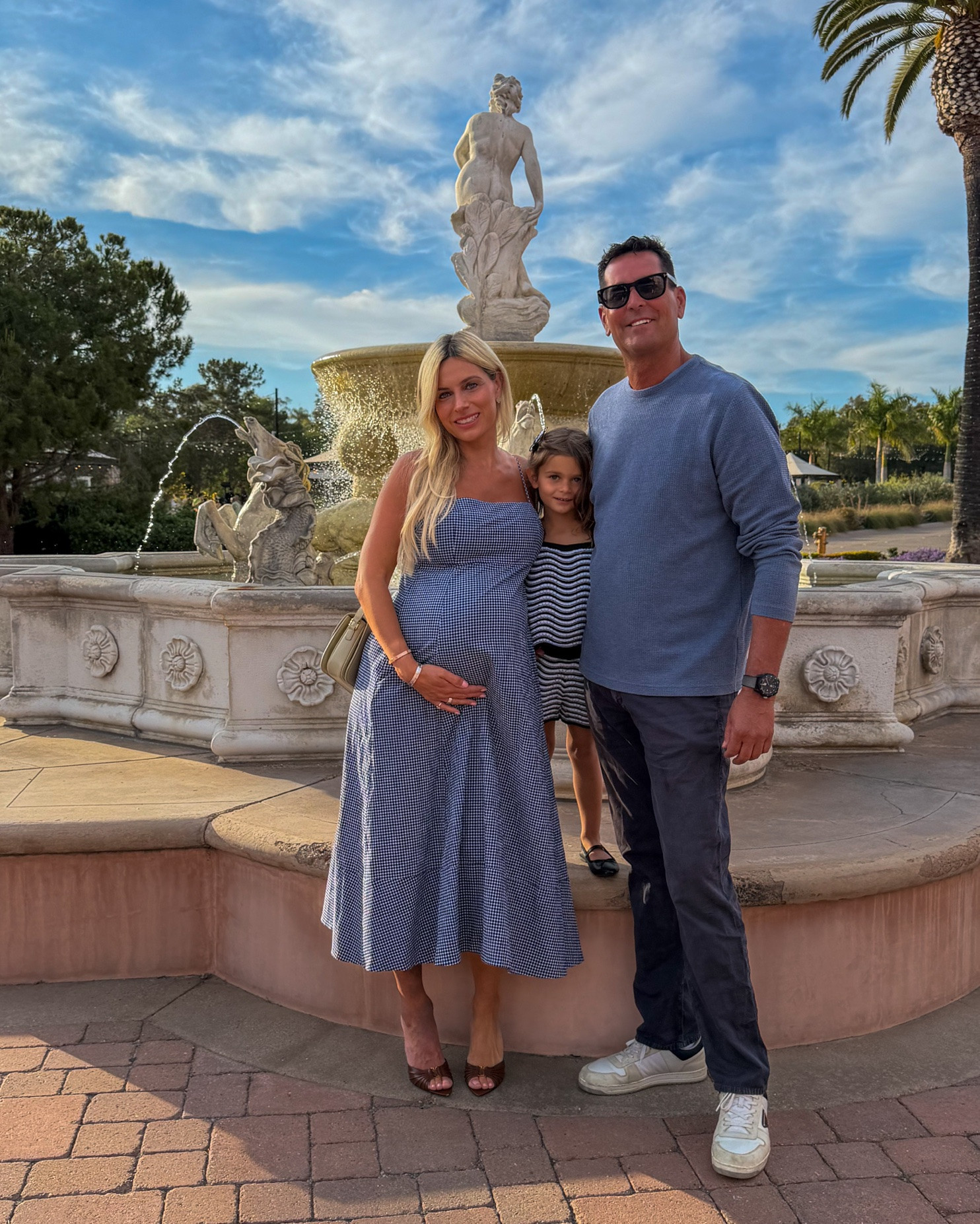 This gingham dress is not maternity wear, just a great brand sized up! Perfect for July 4th 💙

#LTKmomlife #LTKBump #LTKOver40