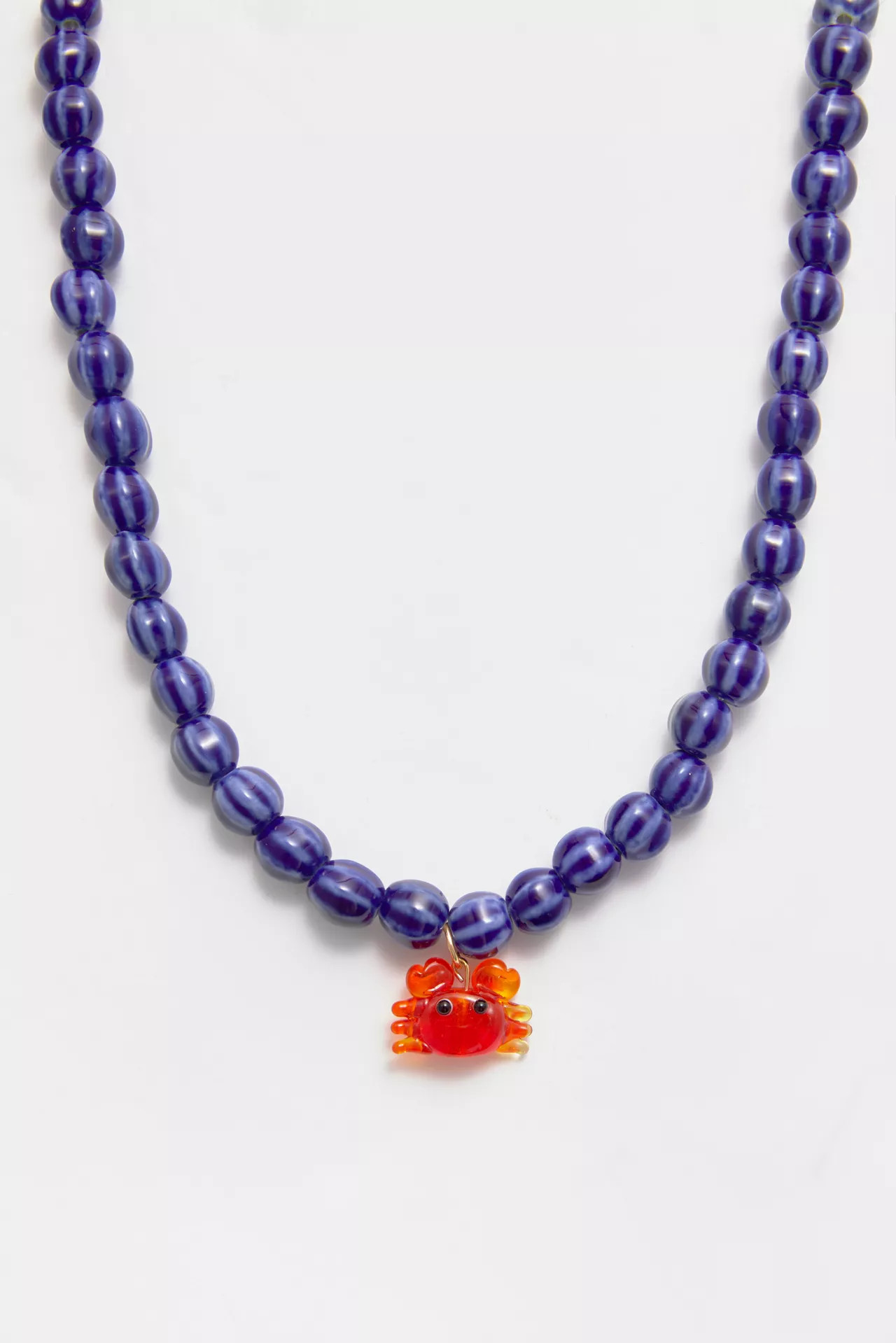 Beaded necklace with crab | PULL and BEAR UK