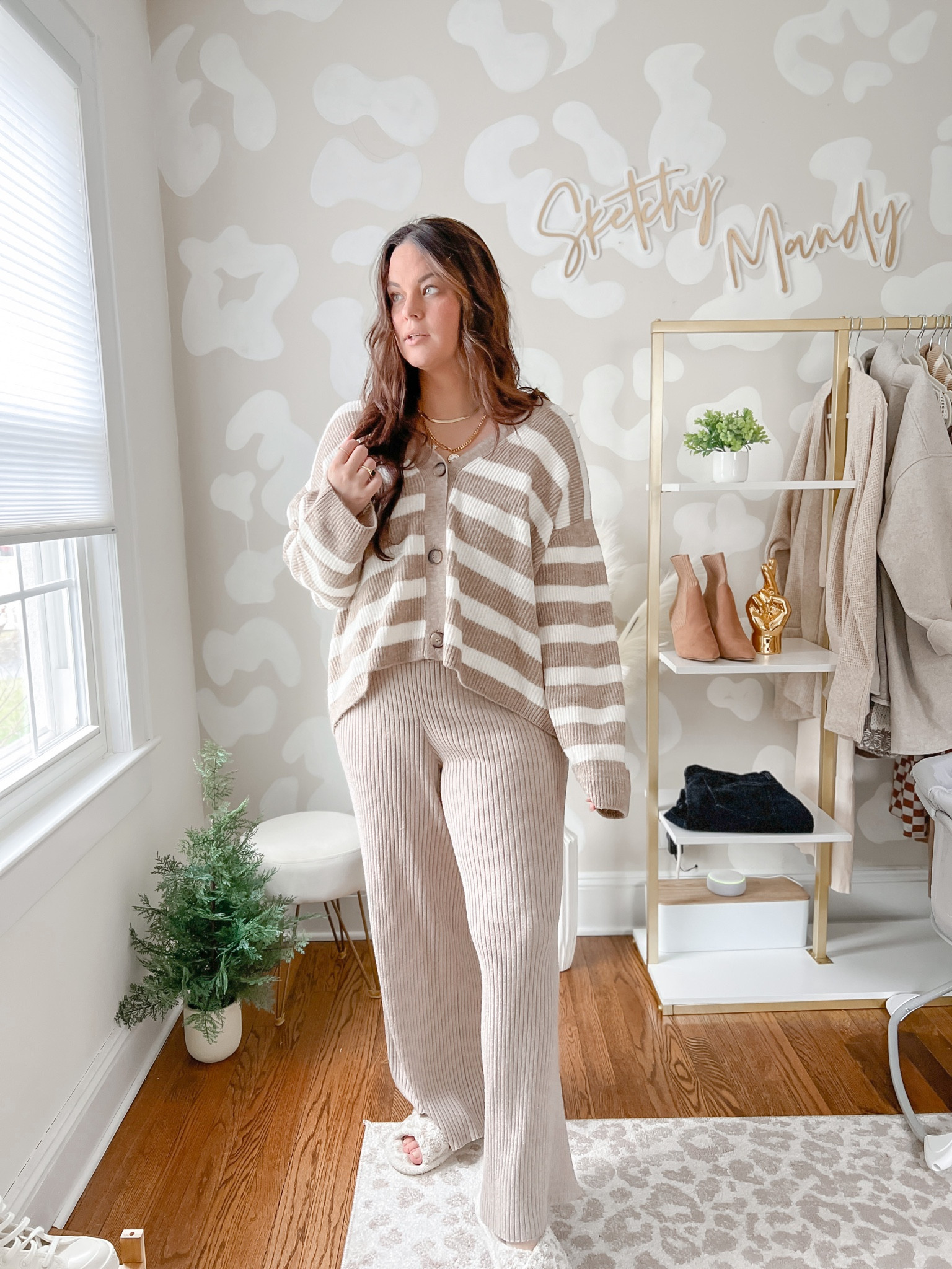 casual OOTD 
wearing an XL in top and pants

#competition

#LTKFind #LTKstyletip #LTKunder50