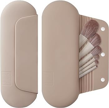 Silicone Makeup Brush Holder Travel Cosmetic Bag：Soft Portable Cosmetic Face Brushes Holder wit... | Amazon (US)