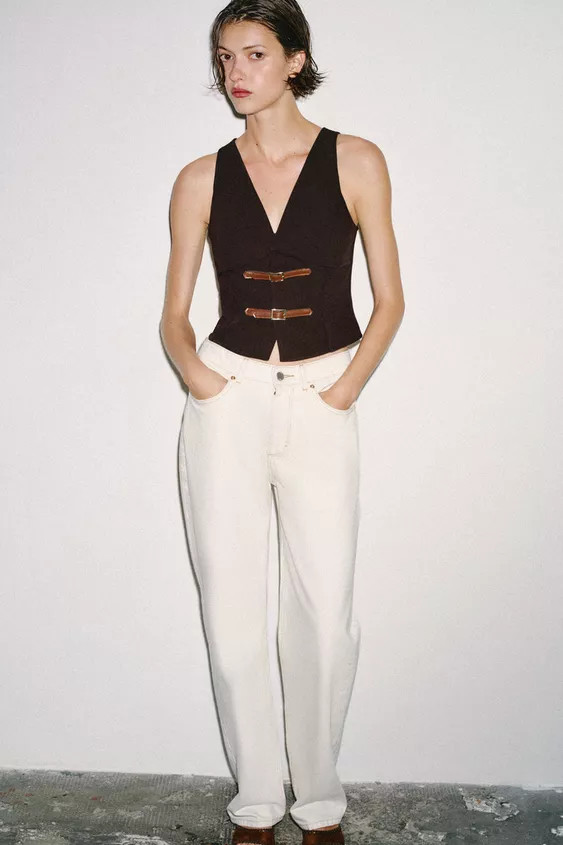 TOP WITH BUCKLES | Zara UK