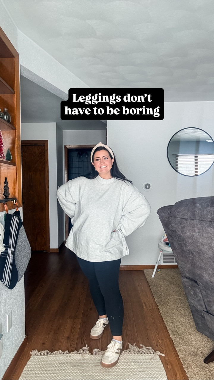 This top….I have it three times… a size L, XXL (grey) and an XL in black because I love it so much but wanted a different vibe with each size! 🫶🏻