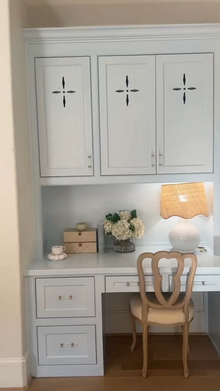 This sweet lamp is the perfect blend of charm and function, adding a warm, personal touch to any space—it's one of my favorite finds for creating a cozy, inviting home! 💡✨ 

 #LTKHome #LTKFindsUnder50