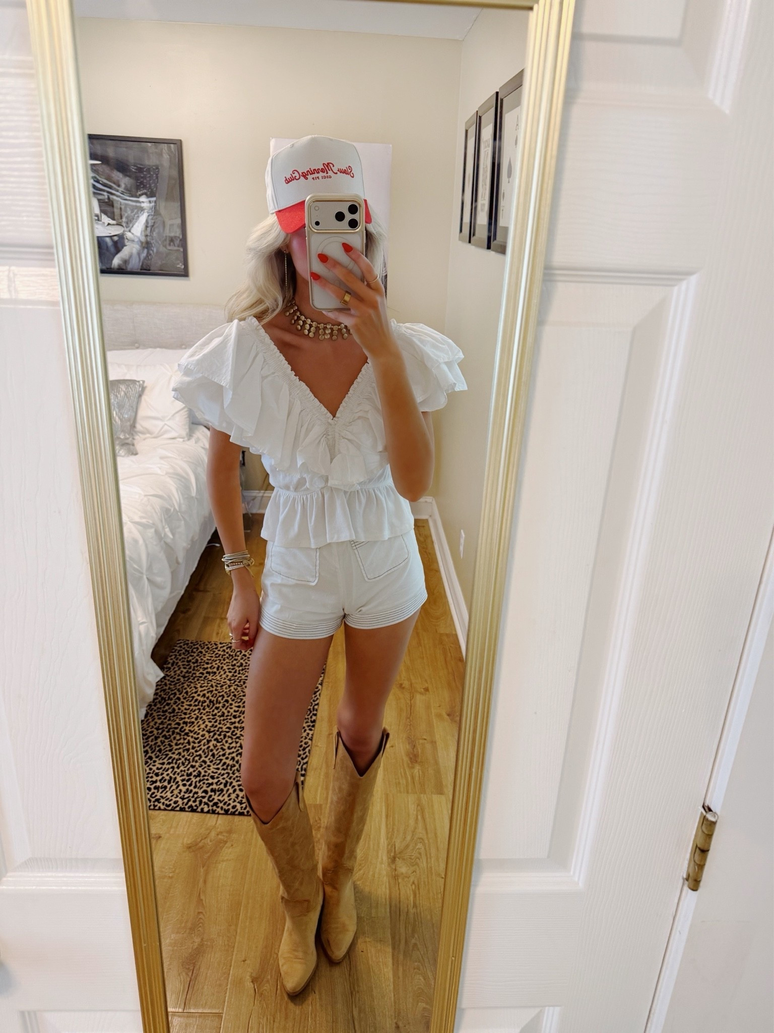 Top from Zara!

#LTKSeasonal #LTKootd #LTKgrwm