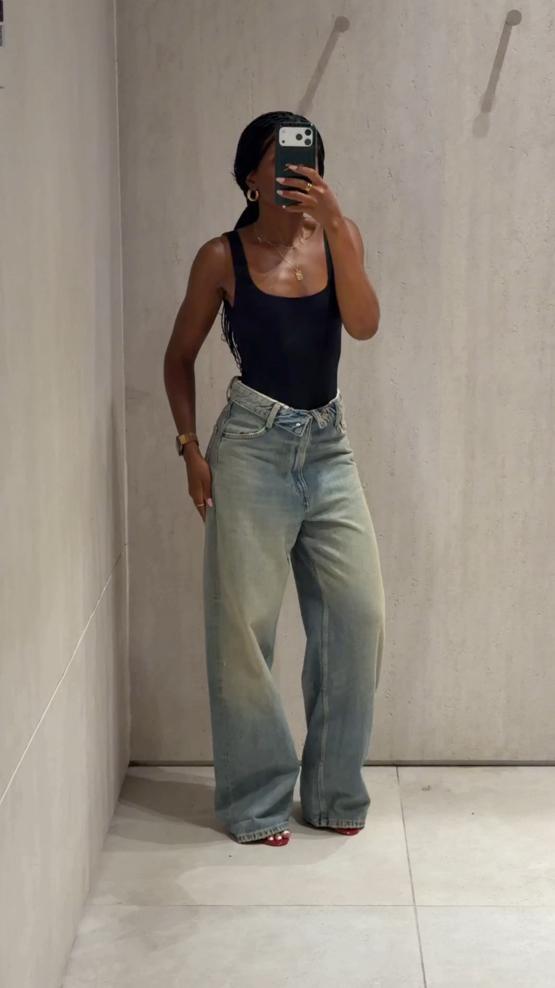 These Zara jeans are worth the hype✨I tried size EUR 34 | 5’2 tall! 
The perfect wide leg fit, high waist, and super flattering on petites. Easy to dress up with heels or wear casual with trainers. A must have denim staple. Shop on LTK.

#bestzarajeans #jeanshaul #petitefashion #Itkfinds #denimlover

#LTKjeans #LTKpetite #LTKeurope