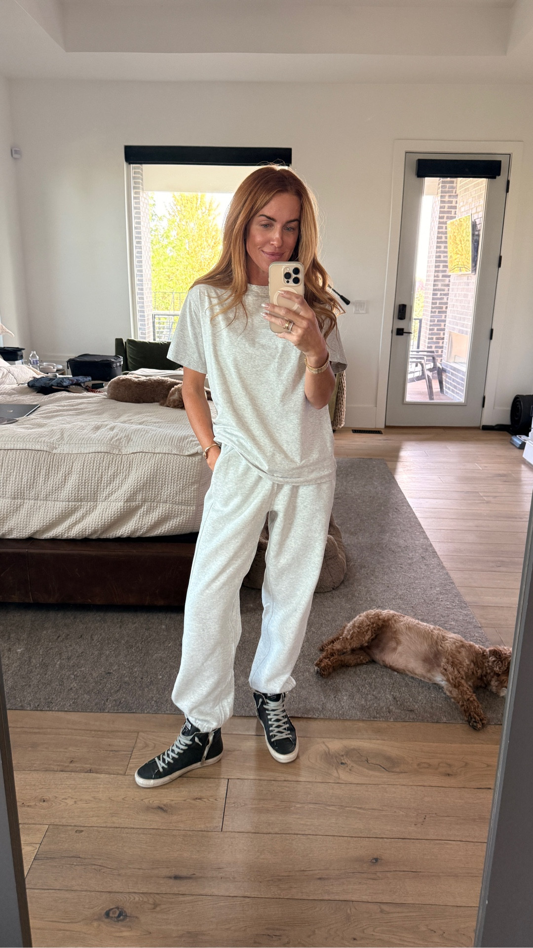 I size down in these, they run oversized. Also the tee is such a great basic! I’m in the 6. @lululemon