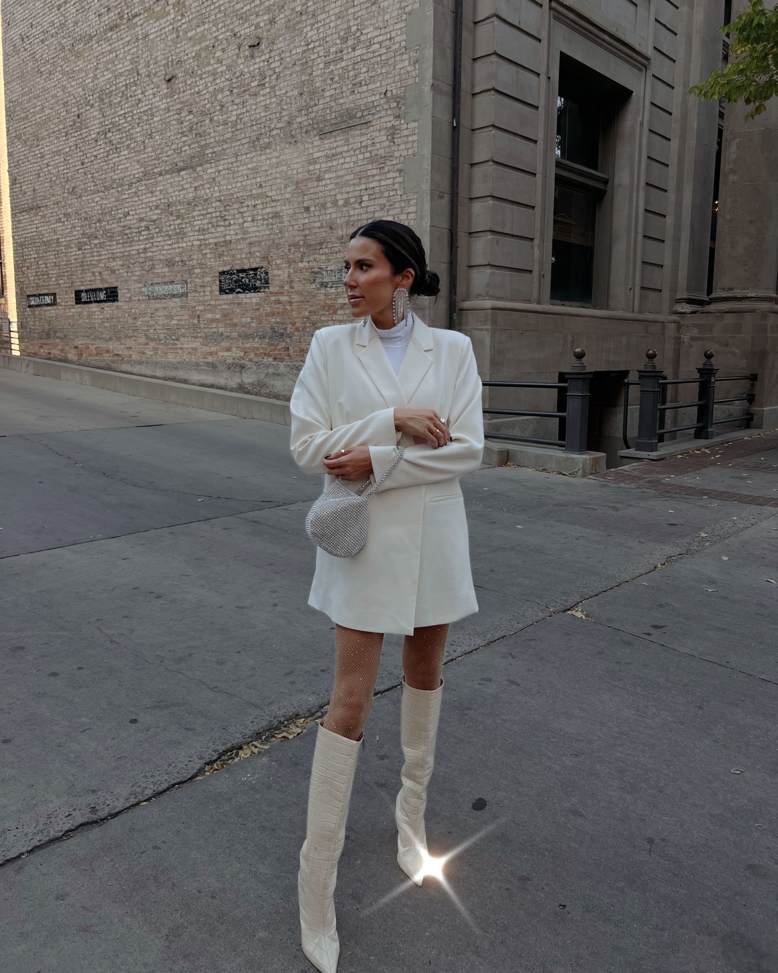 Christine Andrew x The Drop collection with Amazon Fashion ✨

Christine’s sizing:
White blazer - Small

Fall style; fall fashion; amazon fashion; oversized blazer; white boots; holiday style; Christine Andrew 

#LTKSeasonal #LTKHoliday #LTKstyletip