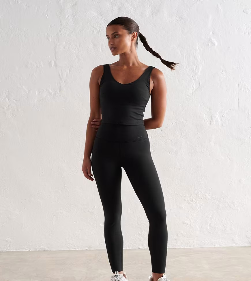 Aim'n Petite – Black Sense – Leggings in Schwarz | ASOS (Global)