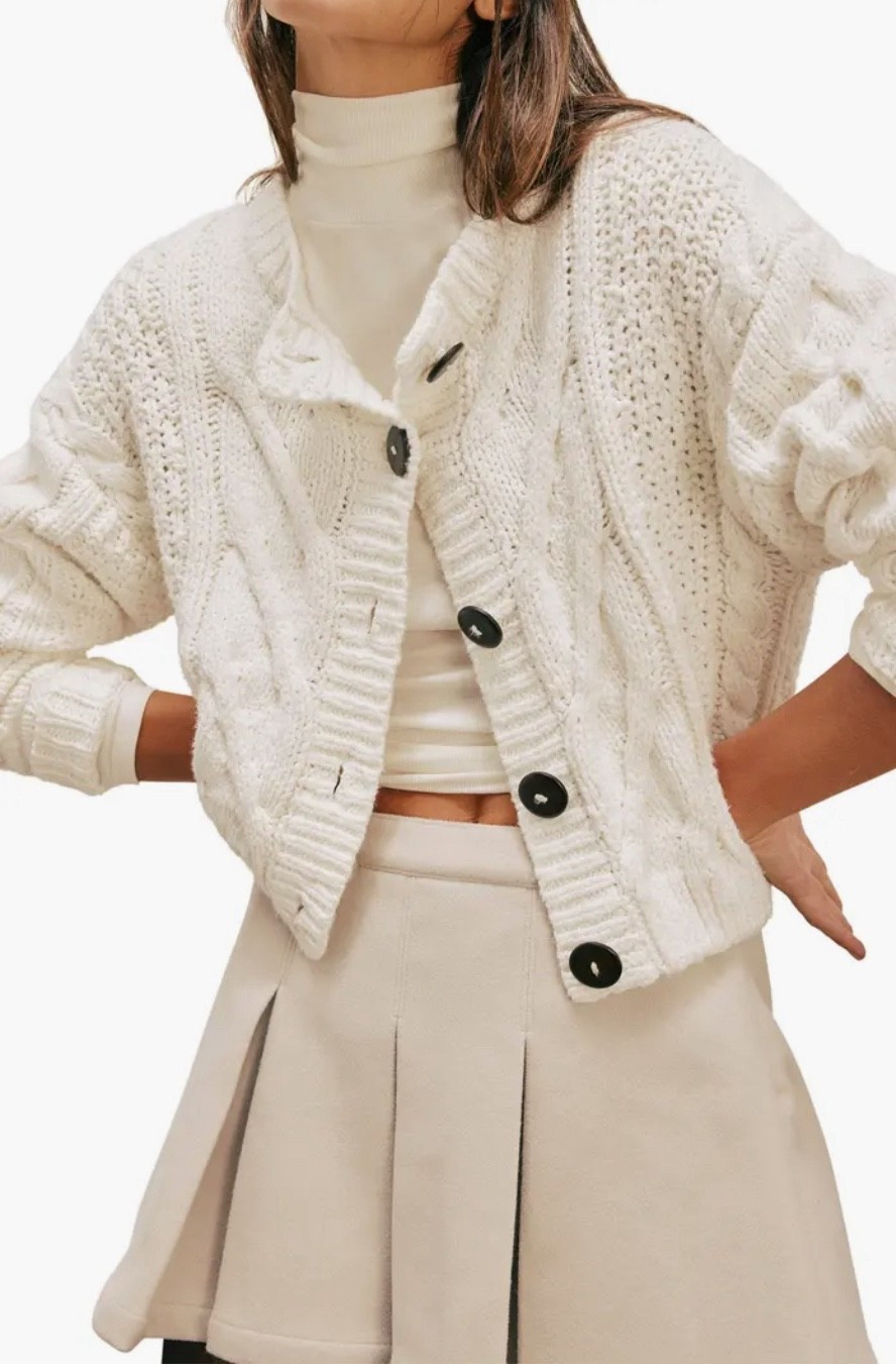 Three colors 40% off

#LTKFindsUnder100 #LTKSaleAlert