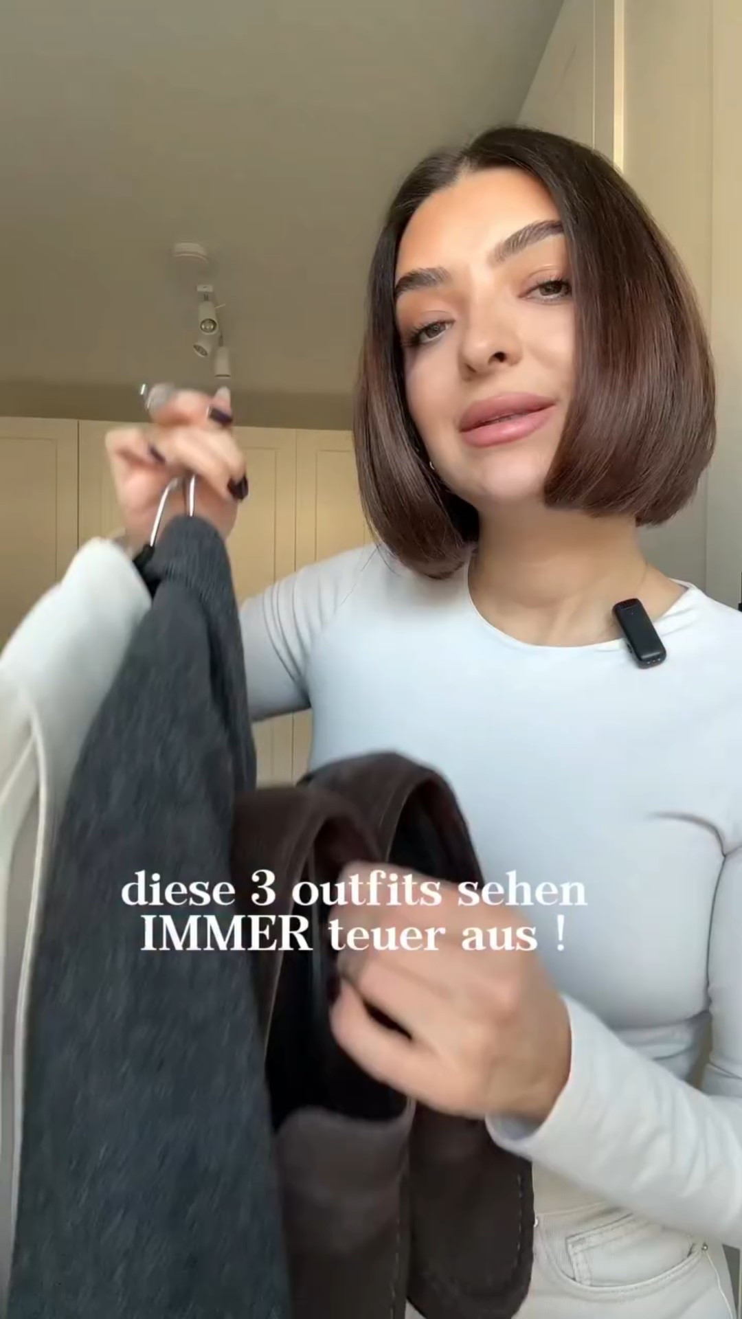 Diese 3 Outfits sehen immer teuer aus ✨
und das Beste: du brauchst keine Designer-Teile dafür.
Welcher Look ist dein Favorit: 1, 2 oder 3? 
.
.
#fashionreel#outfitinspo#outfitinspiration#styleinspo#ootd