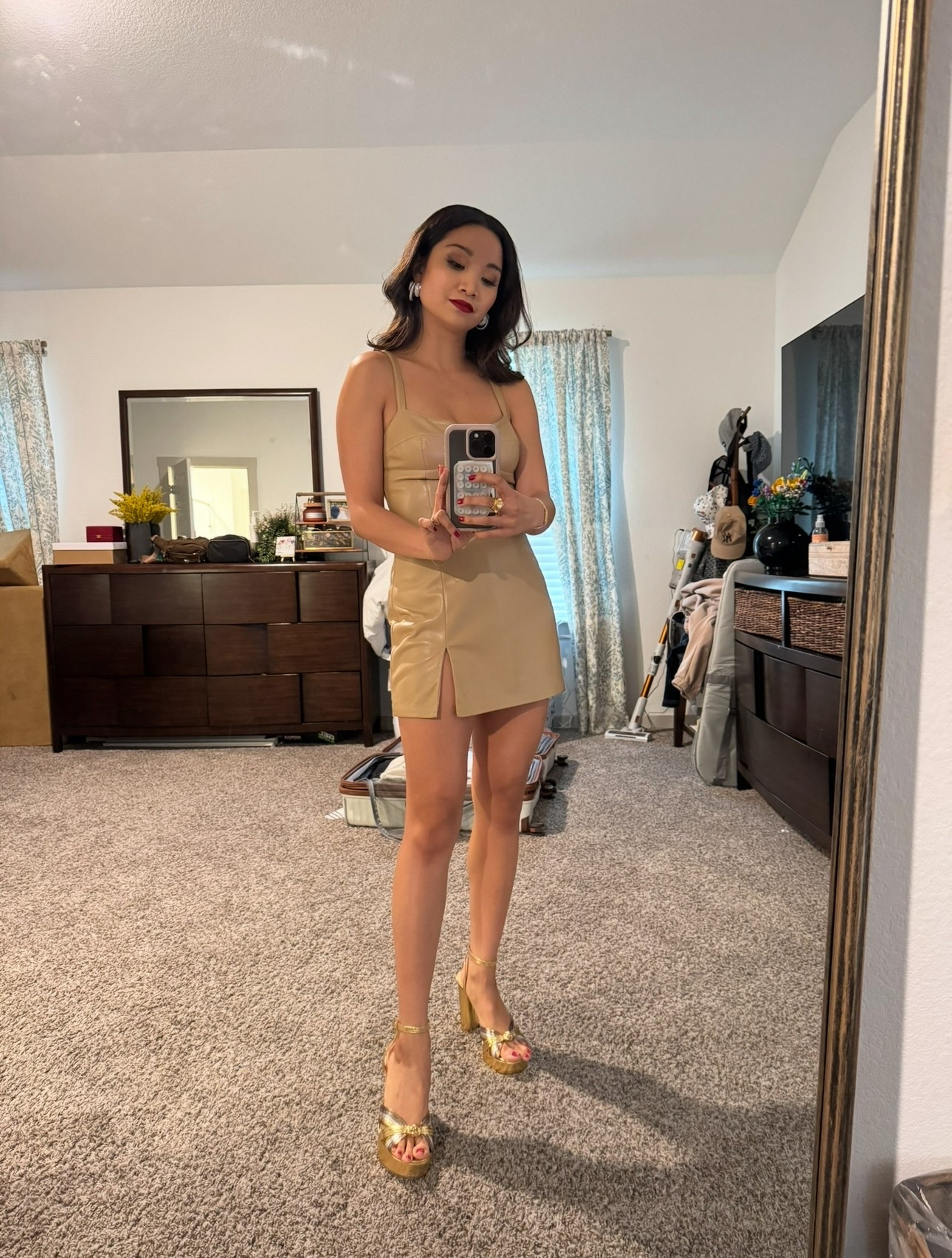 A moment for the ✨shoes✨ 

#LTKSeasonal #LTKFindsUnder50 #LTKU