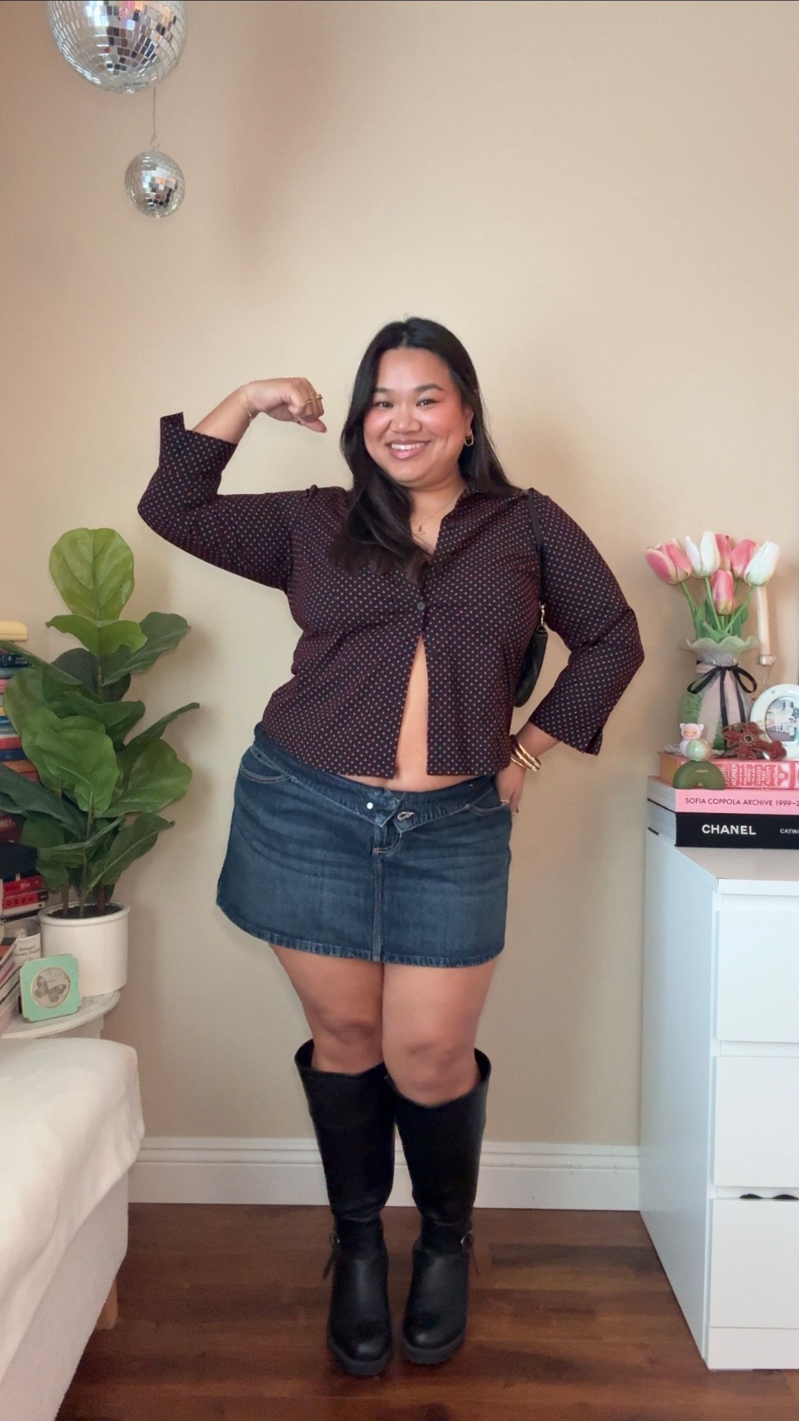 Plus size concert outfit inspo🐞 sizes I’m wearing! Skirt in a US 20, top is originally thrifted (brand is ), boots size 9

#LTKStyleTip #LTKPlusSize #LTKFindsUnder100