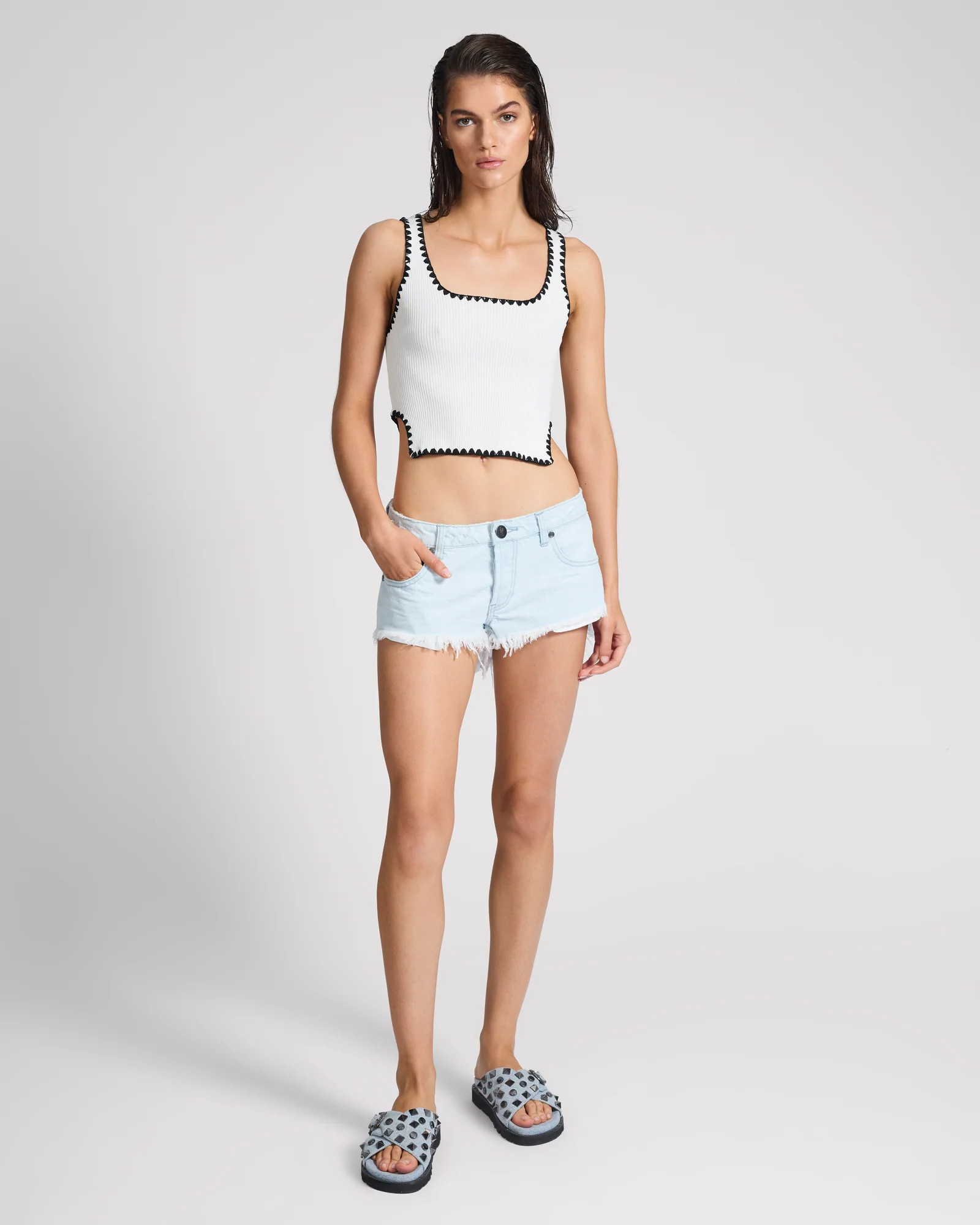 Bonitas Low Waist Denim Shorts - Xanthe Light Blue | One Teaspoon | OneTeaspoon