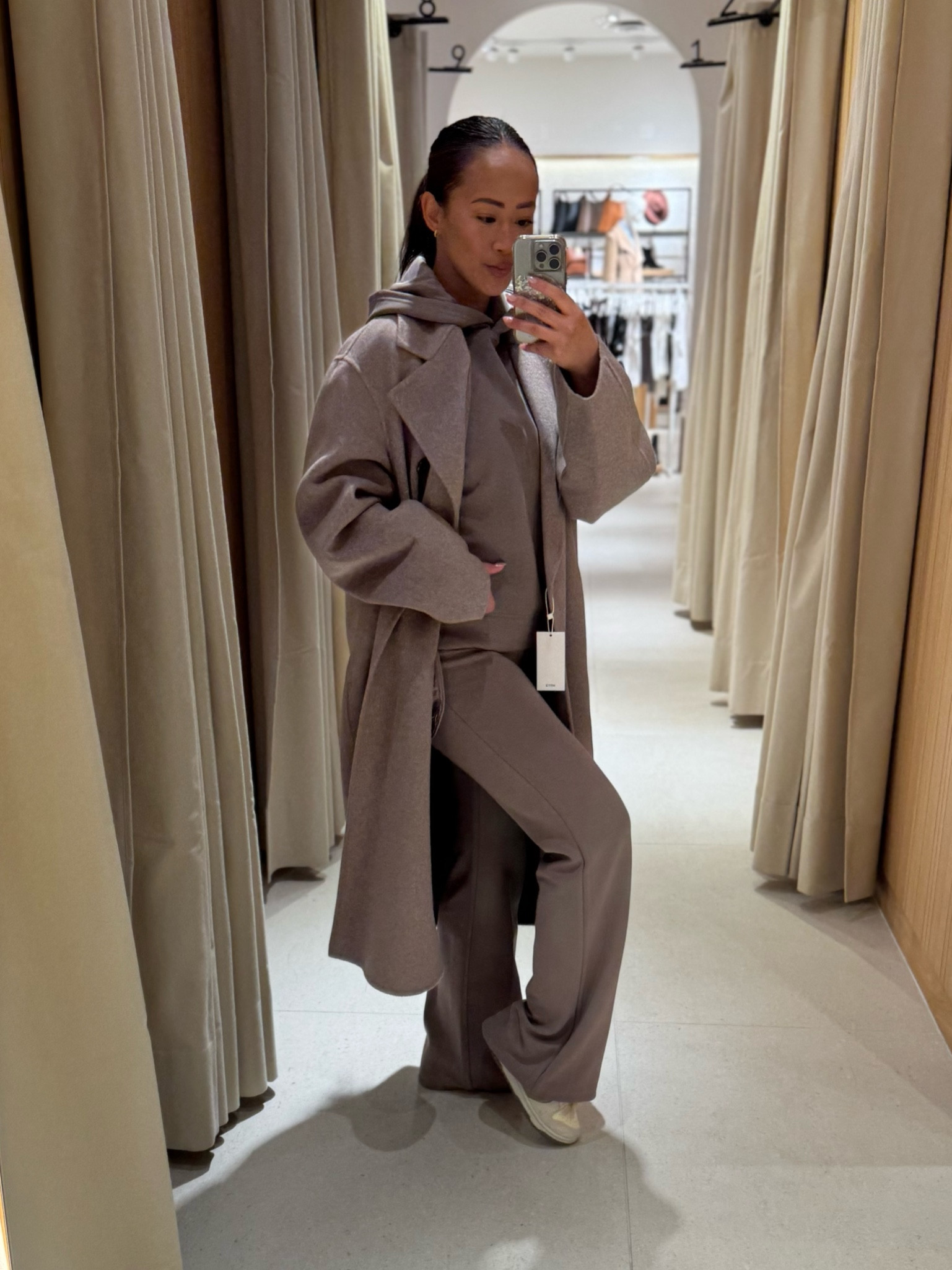 A hoodie and trench coat moment 

#LTKFindsUnder100 #LTKMostLoved #LTKStyleTip