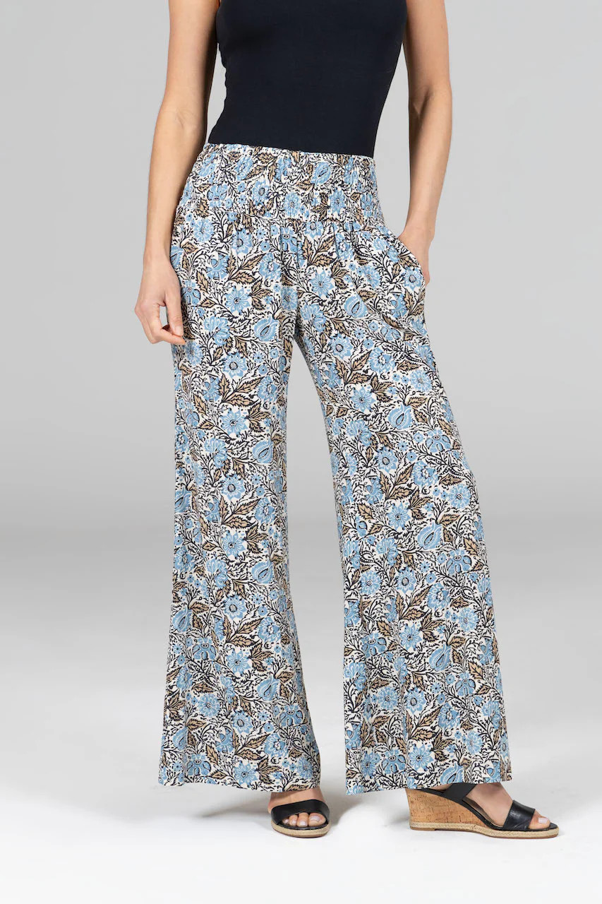 PORTOFINO TRAVEL PANT: AMELIE FLORAL | KIRAGRACE