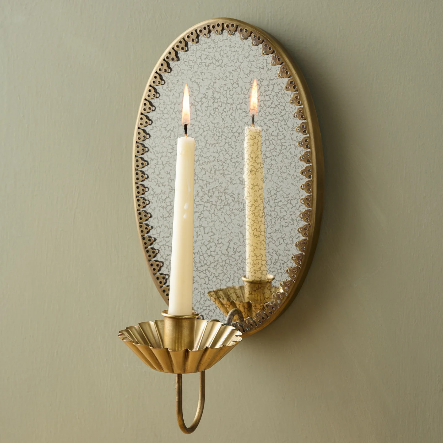 Oval Antique Mirrored Sconce | Magnolia