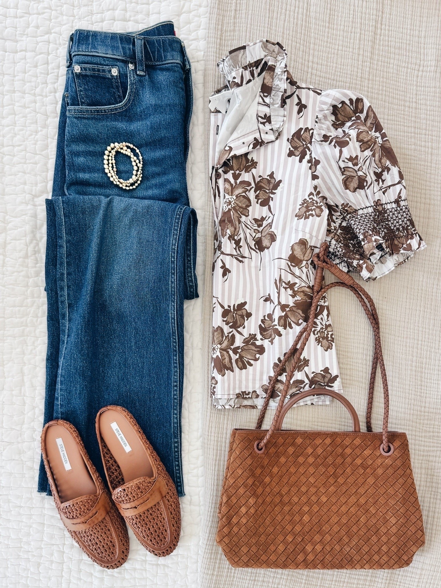 Fall outfit! I have small in the shirt and small tall in the cropped jeans. Use my new customer discount code RACHELXSPANX for 15% off and free shipping.