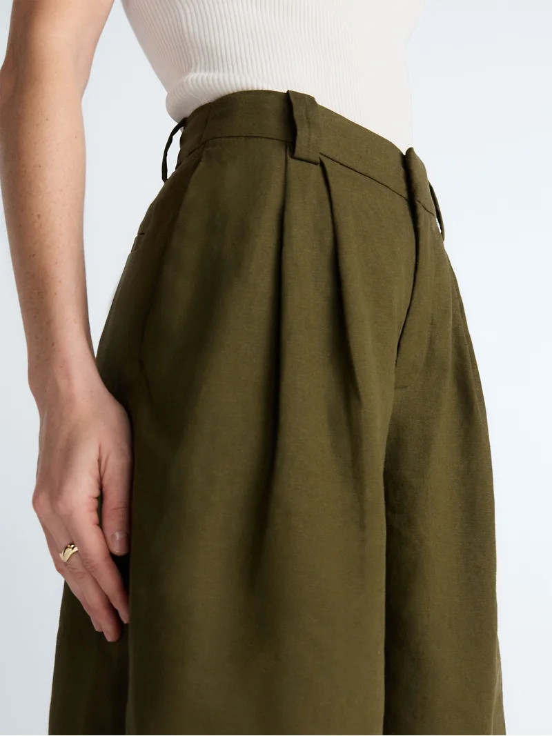 Scoop Women\u2019s Pleated Bermuda Shorts, 9'' Inseam, Sizes 0-26W - Walmart.com | Walmart (US)