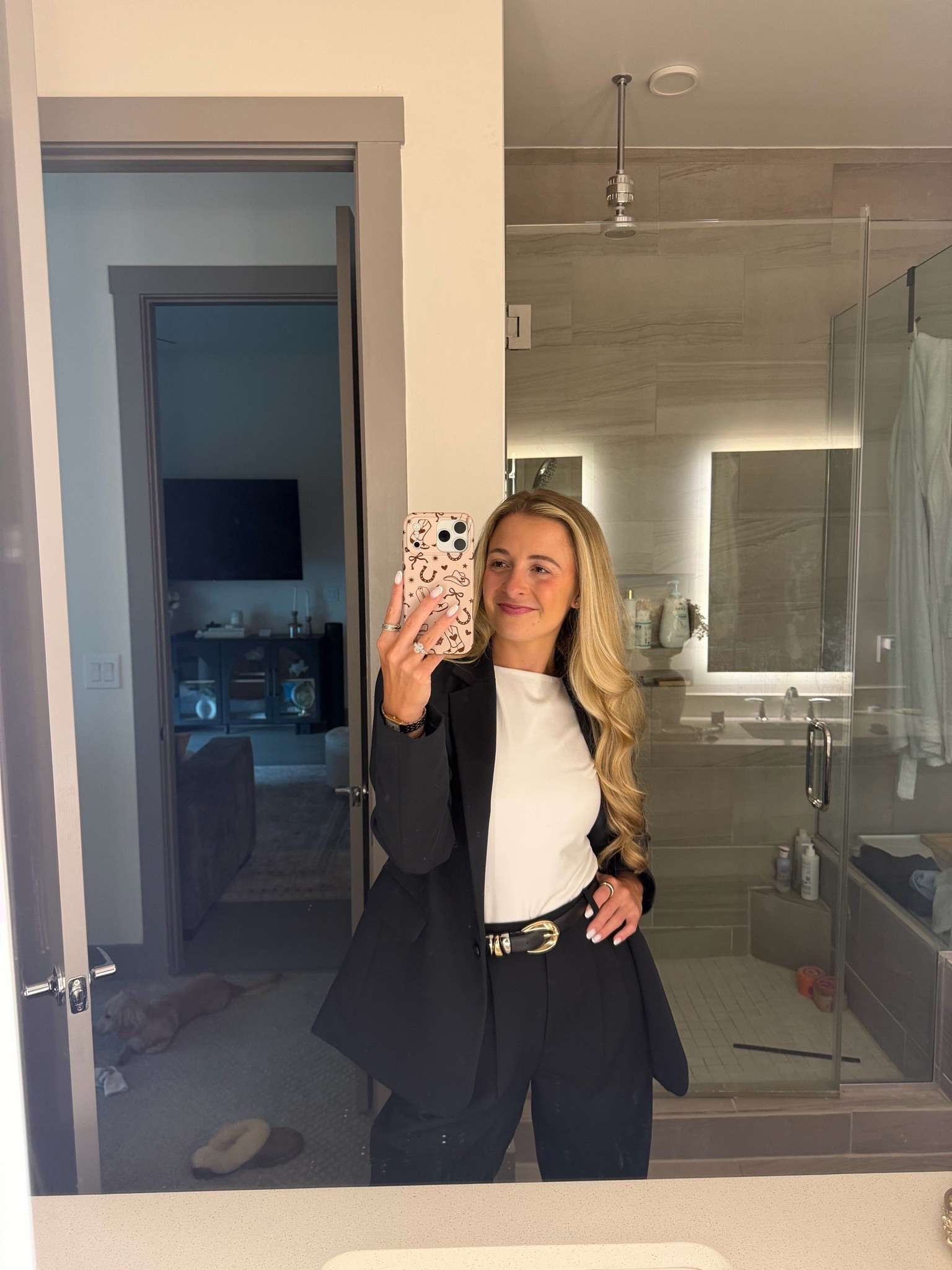 workwear, business professional, black suit, belt, work outfit, in office, corporate

#LTKootd #LTKmorningroutine #LTKWorkwear