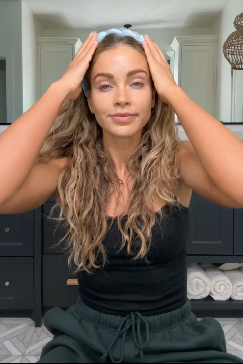 Pajamas look from Natrol video ✔️