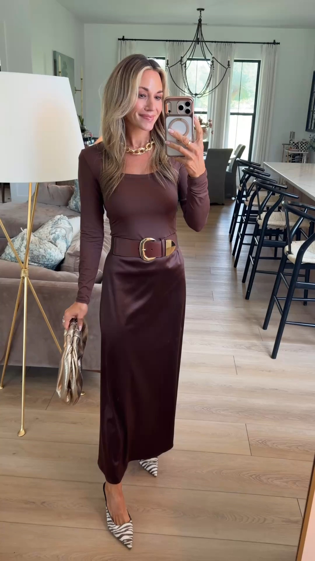 The cutest fall outfit, with the best double-lined seamless top! Proof you can take a basic top and make it elevated! 👏🏼
I’m 5’2 for reference wearing an xs!

#LTKootd #LTKgrwm #LTKPetite