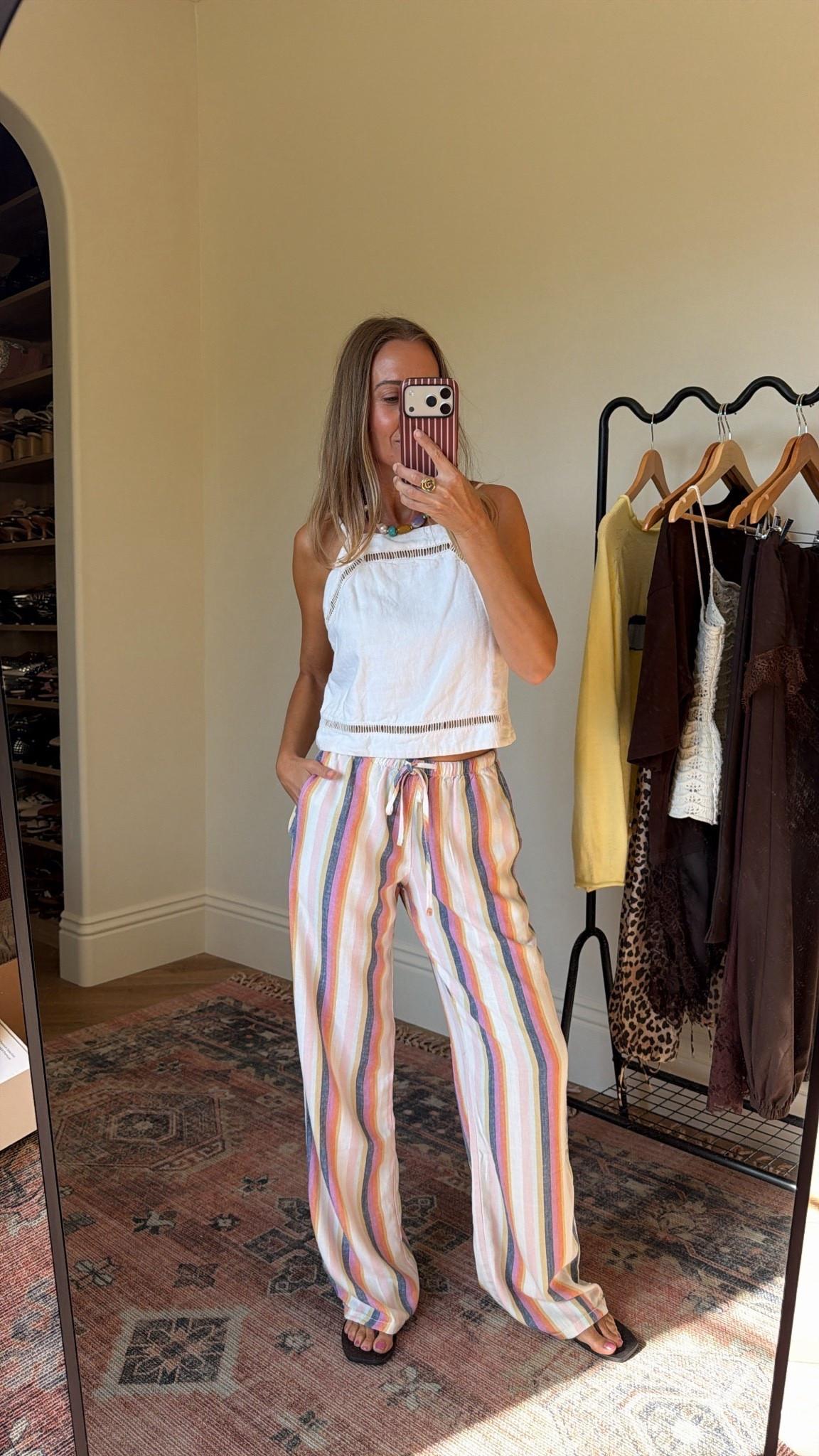 Amazon linen pants wearing size xs

#LTKootd #LTKgrwm #LTKSaleAlert