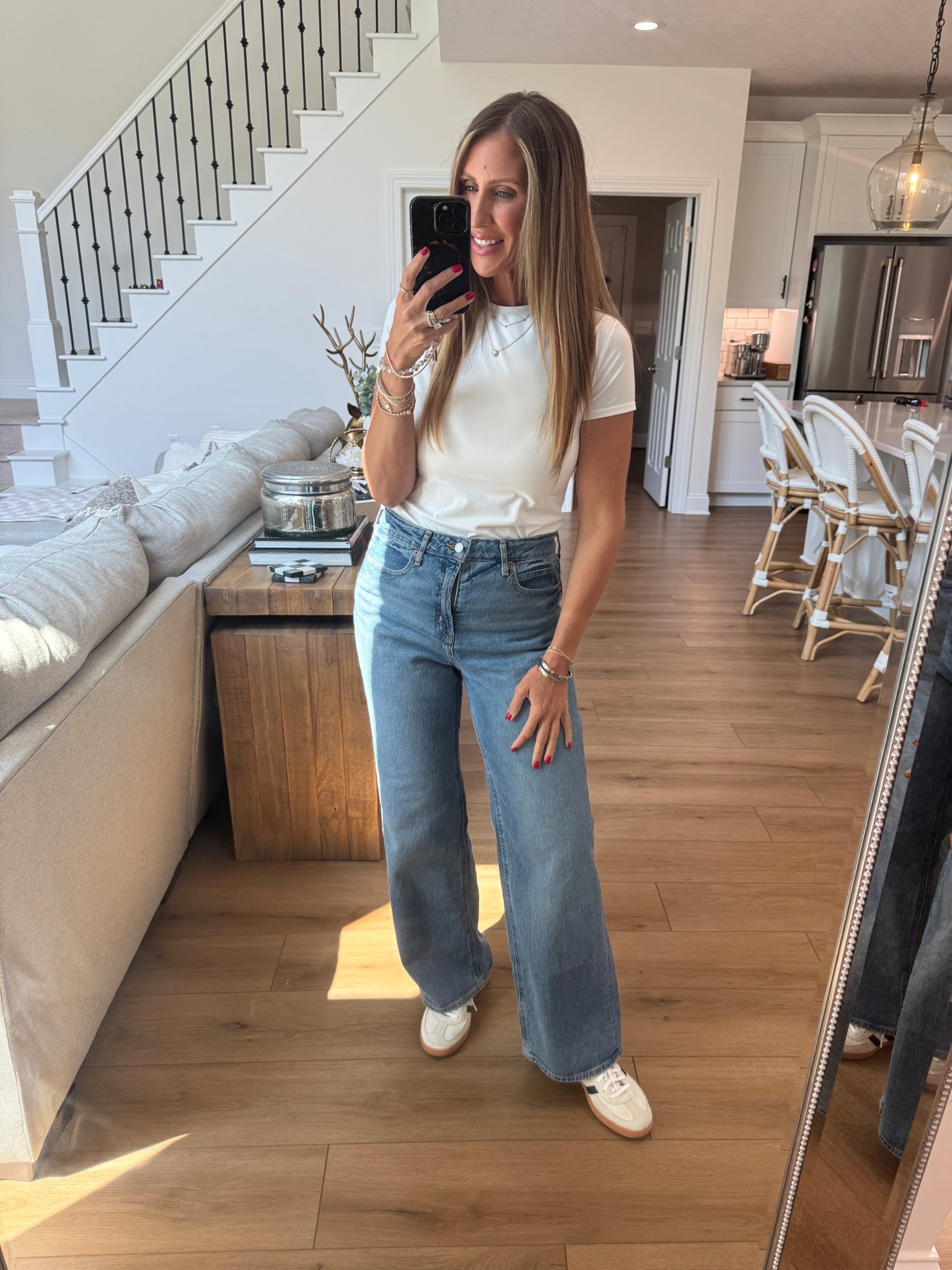 Wide leg under $32 today tonssss of sizes in a 10 regular 

#LTKSaleAlert #LTKFindsUnder50 #LTKOver40