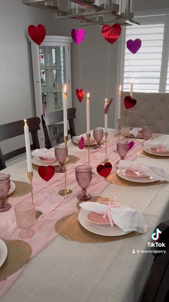 the perfect table for my galentines 🩷🤍

#LTKVideo #LTKSeasonal #LTKhome