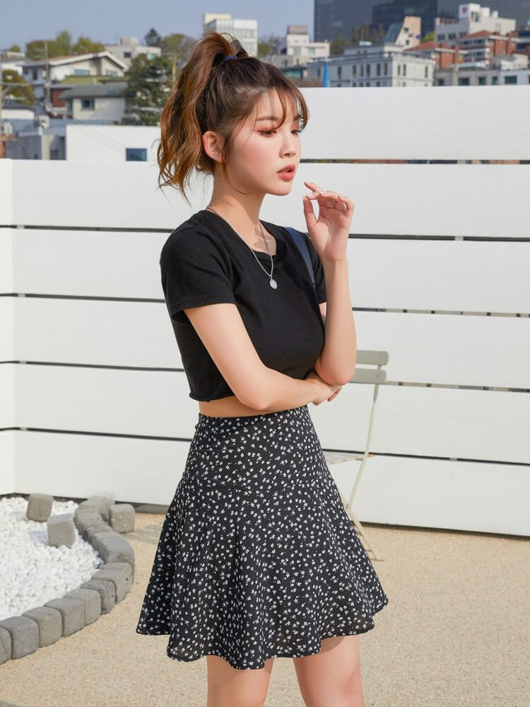 DAZY Ditsy Floral Zipper Side Skirt | SHEIN