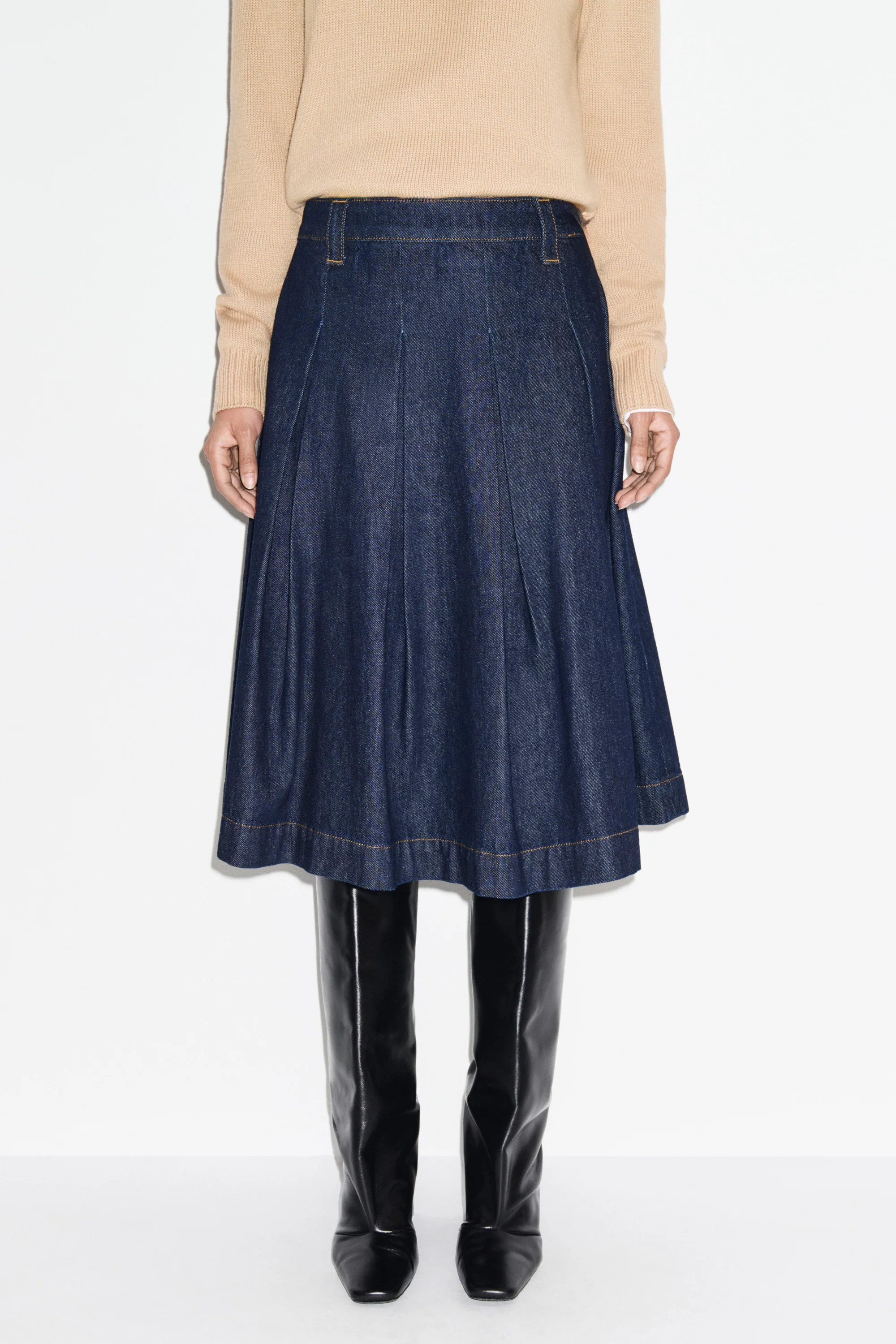 ALIGNE Pleated Denim Skirt - Indigo | Julie | ALIGNE UK & EU