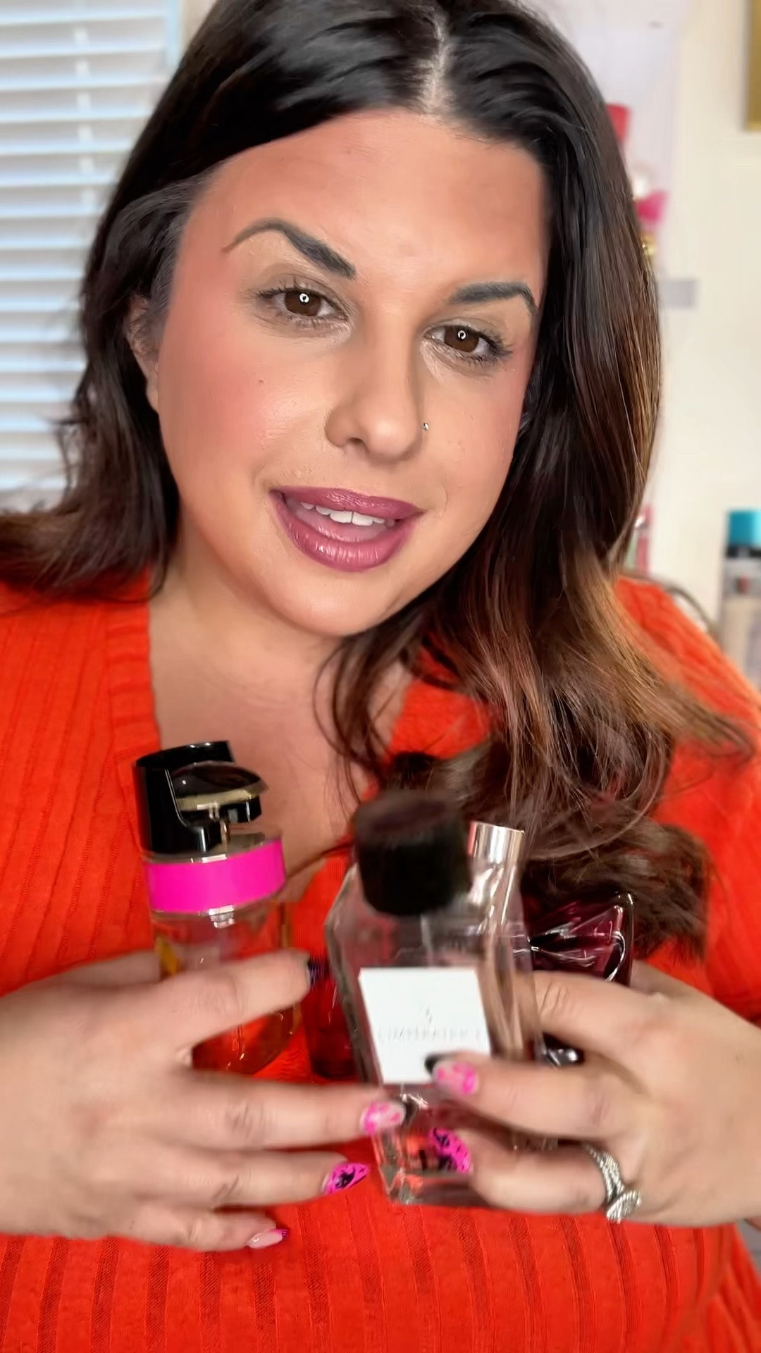 Sharing my favorite winter fragrances just for fun! 

I love a good fruity citrusy smell but in the winter I switch to delicious gourmands 

#fragrances #sephora #pradacandy #viktorandrolf #dolceandgabbana #perfume #perfumetok #plussizestyle #plussizebeauty #smellgoodfeelgood 