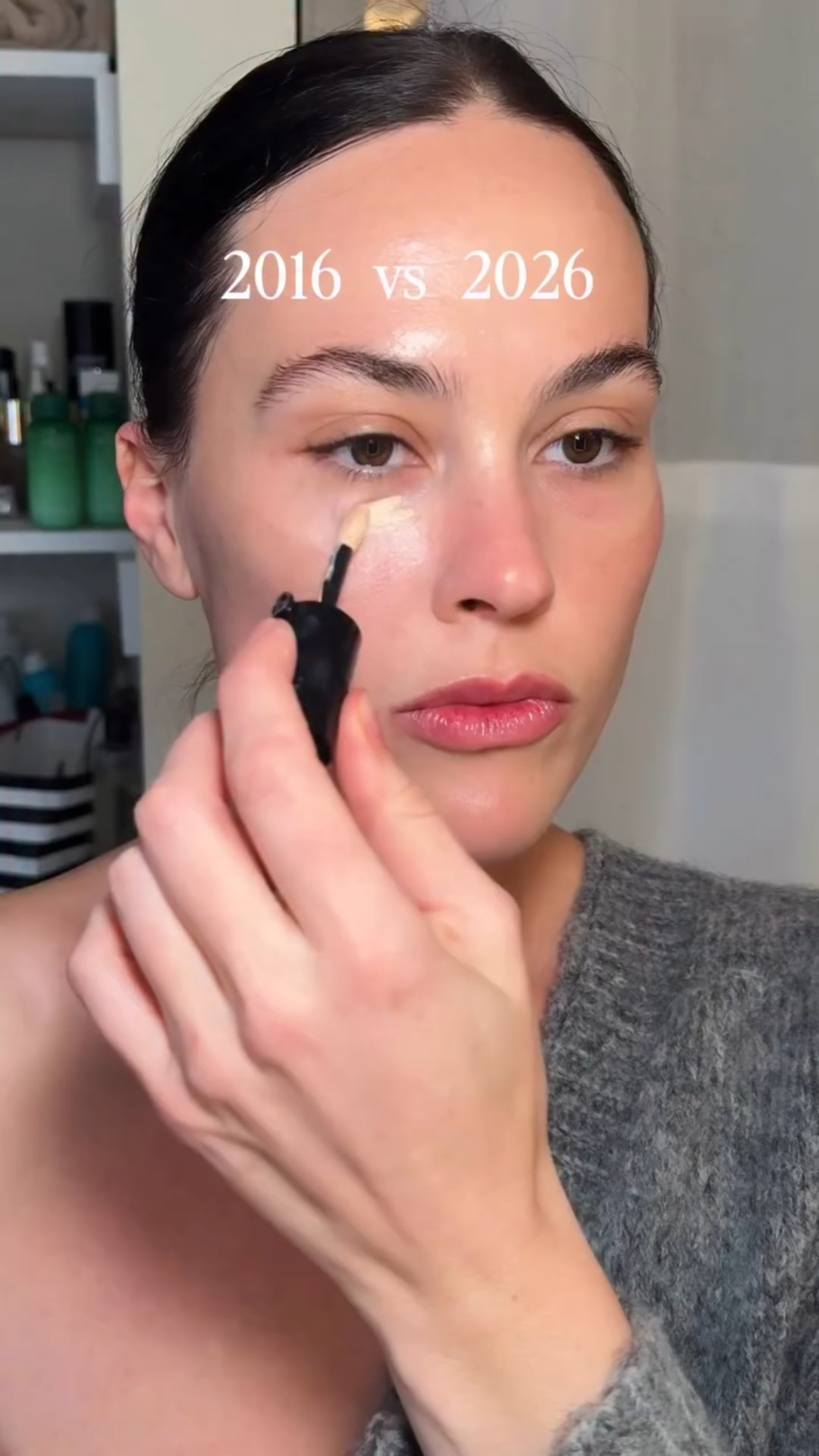 The 2016 trend: concealer edition. Which one do you love? 

@armanibeauty luminous silk concealer 

IB: the gorg alexandraclaudia

#makeup #makeuphacks #makeuptransformation #concealer #beauty