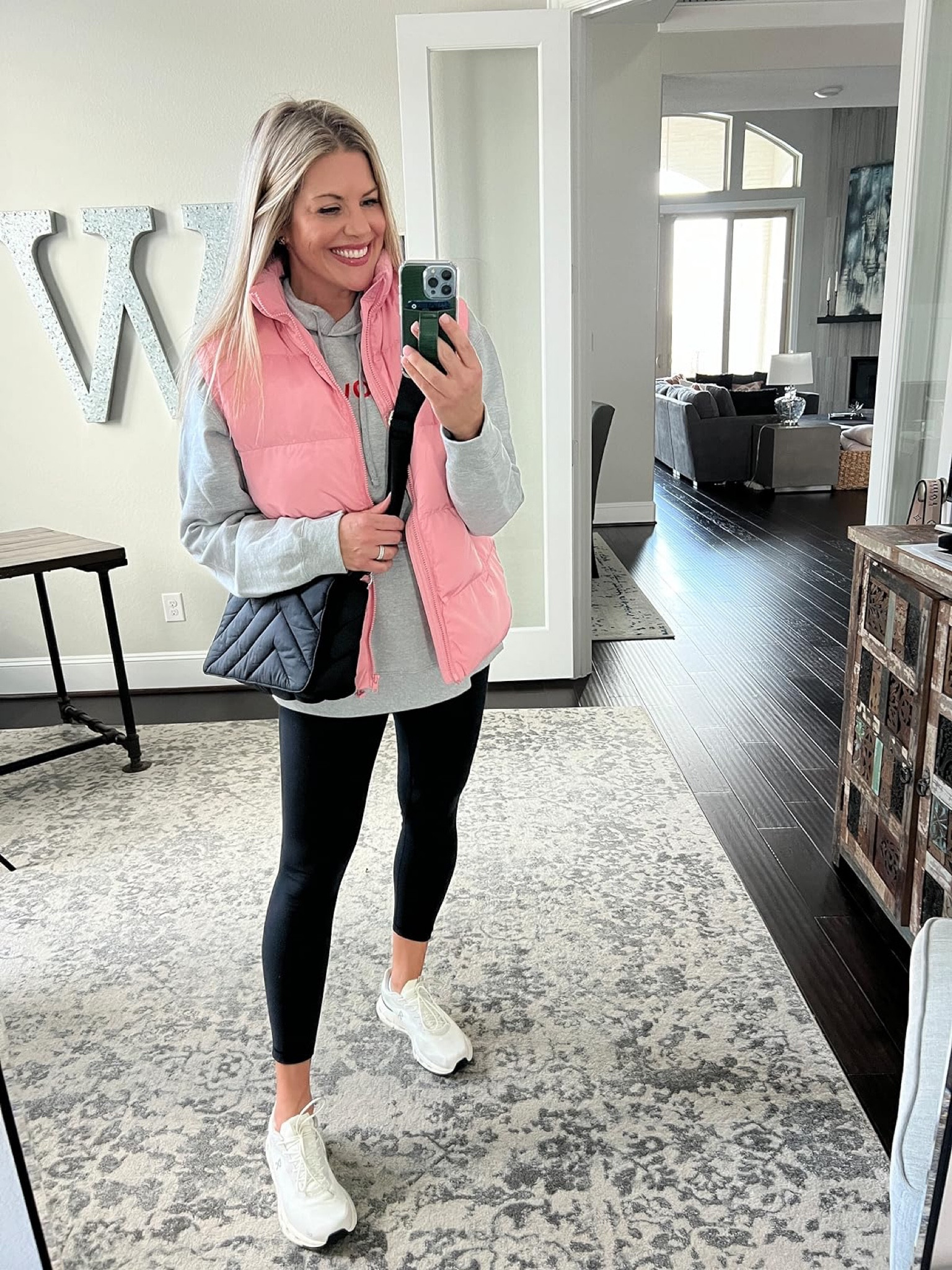 Spring Athleisure look



Fashion blog  fashion blogger  spring  spring trends  women’s fashion  style guide  what I wore  outfit inspo  spring fashion  pink sweater vest  black leggings  white running shoes 

#LTKSeasonal #LTKfitness #LTKstyletip