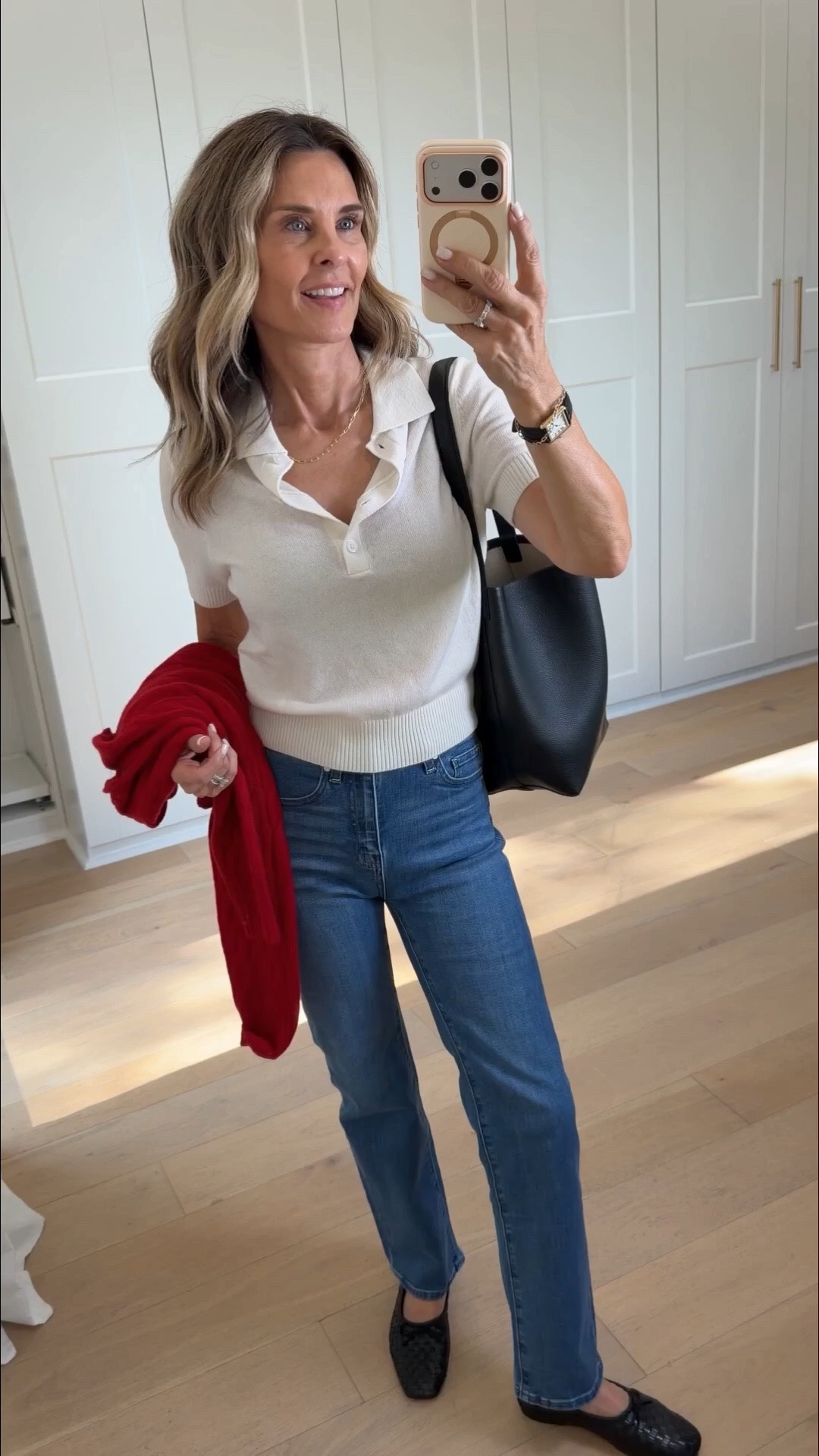 Quince everyday outfit when you don’t know what to wear. 
I’m 5’6
 - cashmere polo (xs)
- straight leg jean (I like to size up one)
-woven ballet flat leather (true to size)
@Quince  #quincepartner