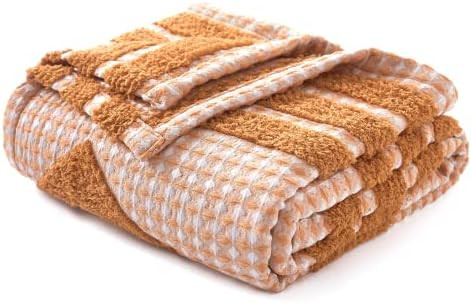 Amélie Home Tufted Woven Throw Blanket Bohemian Farmhouse Reversible Textured Geometric Rhombus Waff | Amazon (US)