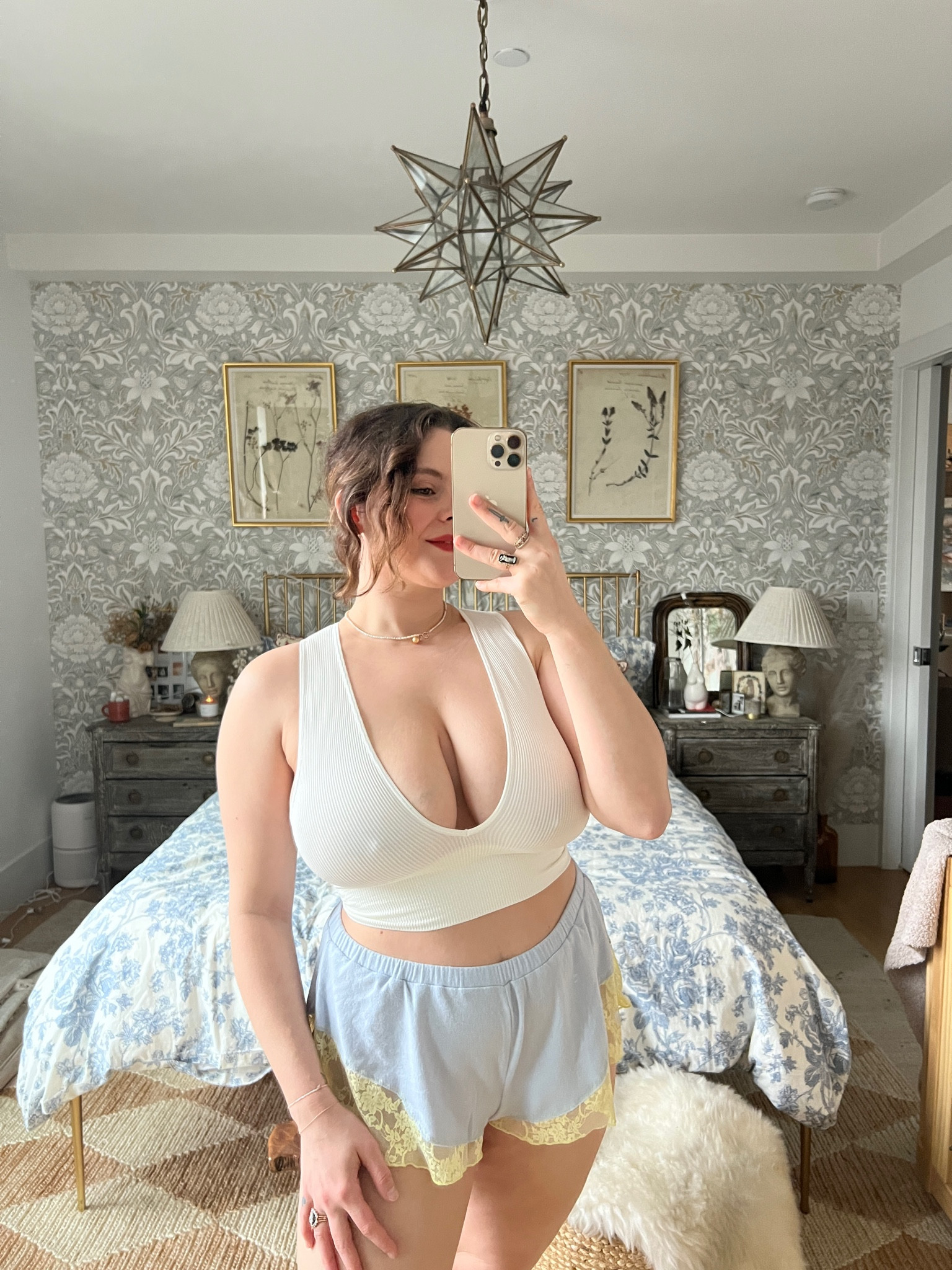 Love this plunge bra top! Super supportive and comfortable

#LTKstyletip #LTKunder50 #LTKcurves