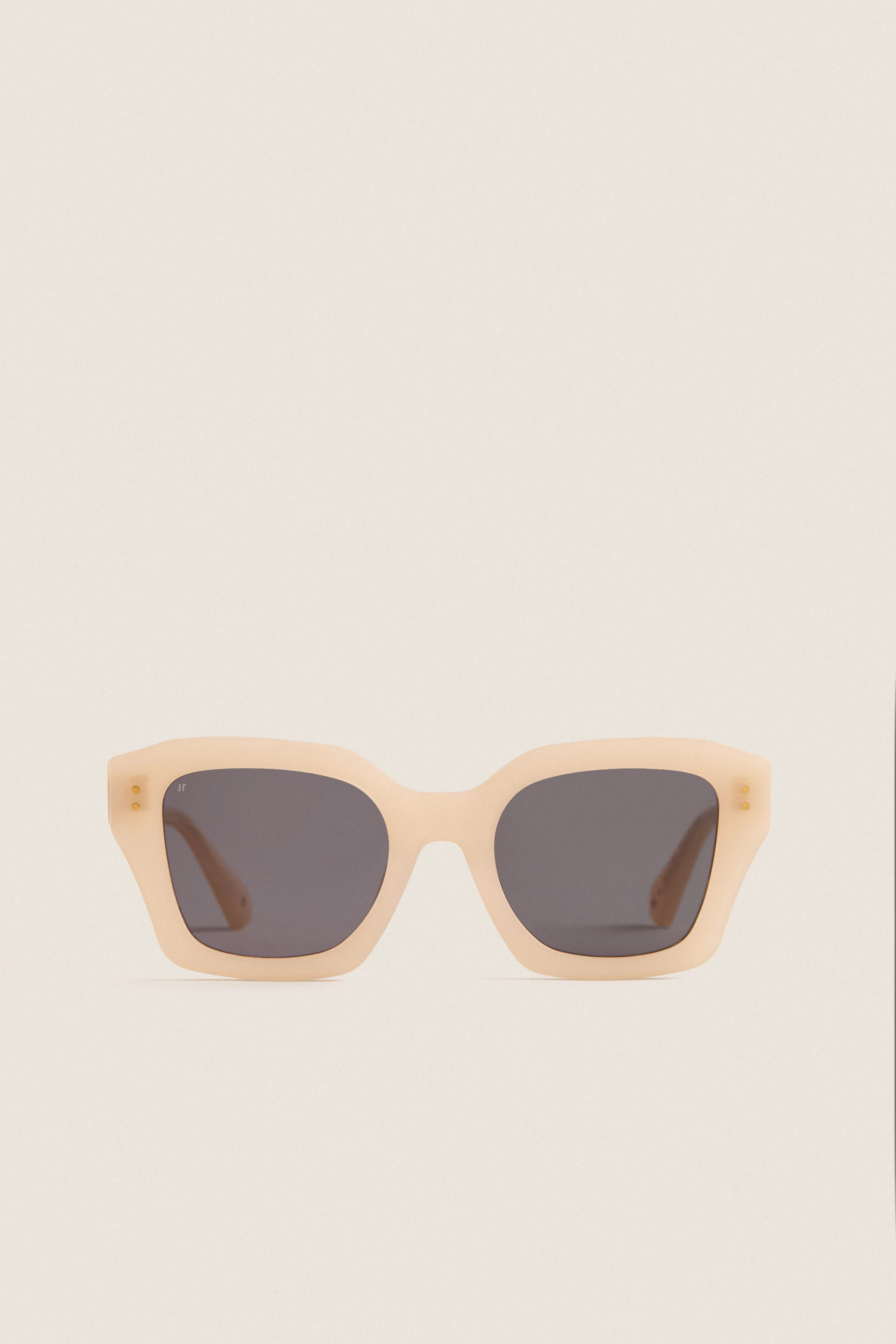 Ivory Rita Sunglasses | Tuckernuck (US)