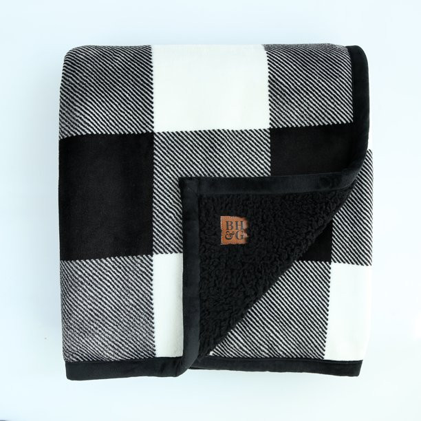 Better Homes & Gardens Oversized Sherpa Throw, 50" x 72", Black  Buffalo - Walmart.com | Walmart (US)