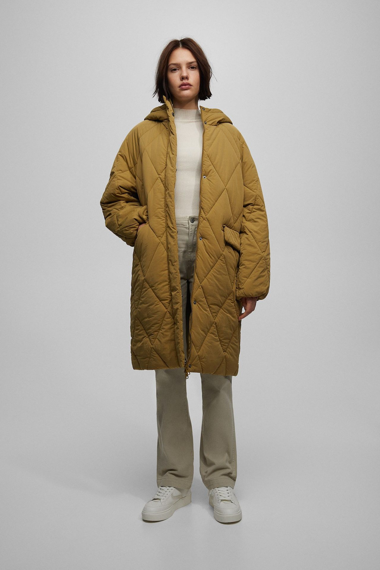 Long quilted coat | Long Puffer Coat | Winter Coat Outfit | Winter Outfit Inspo | PULL and BEAR UK