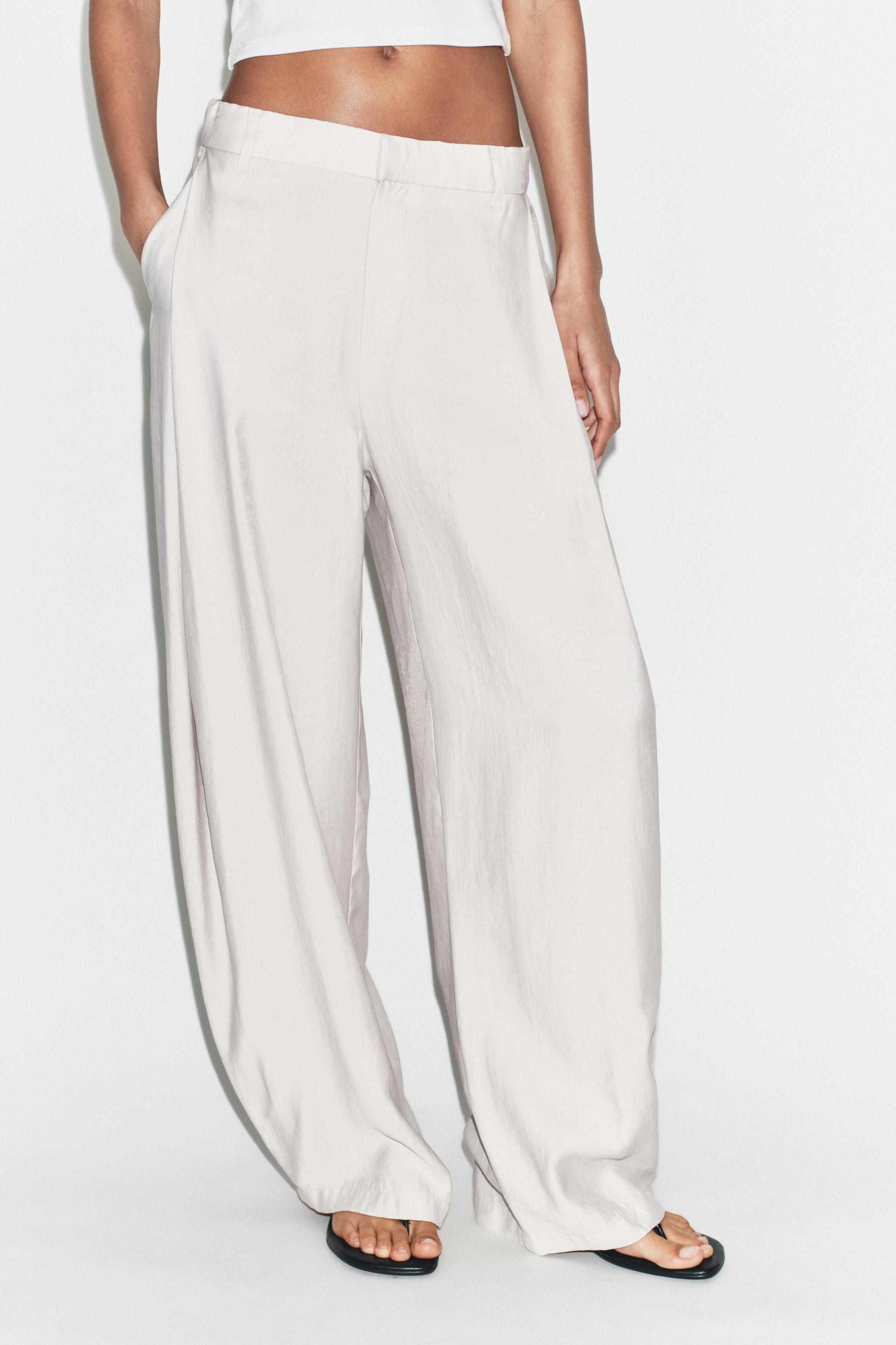 FLOWY PLEATED PANTS | Zara US