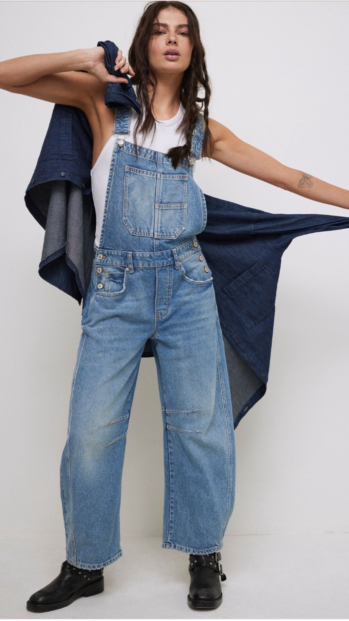 We The Free Good Luck Barrel Overalls

#LTKStyleTip