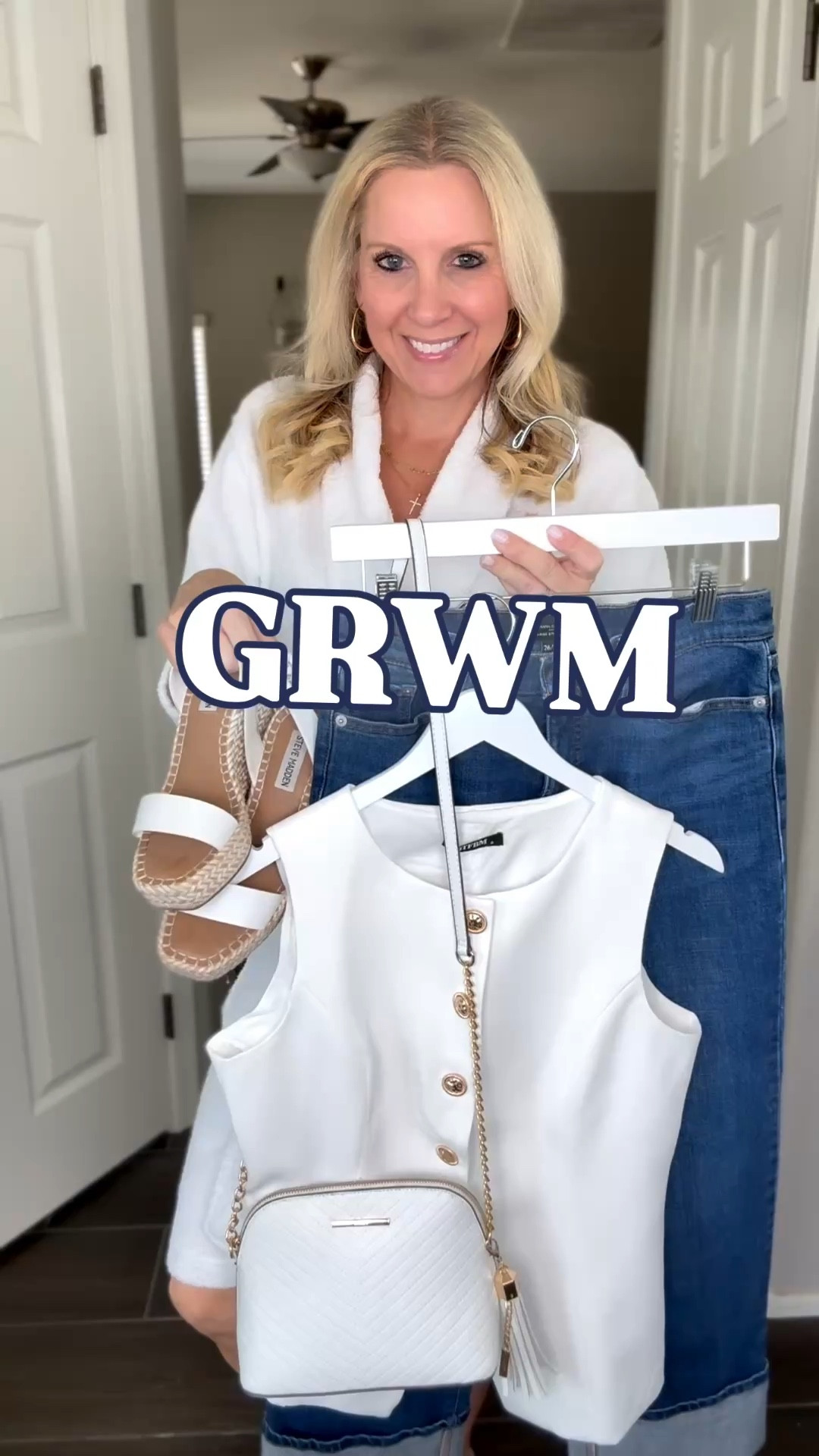 GRWM on a spring Sunday for church!

Vest @amazon
Jeans @bananarepublicfactory
Sandals @stevemadden-us 
Accessories @amazon

Wearing my usual size S vest and 2/26 jeans. 