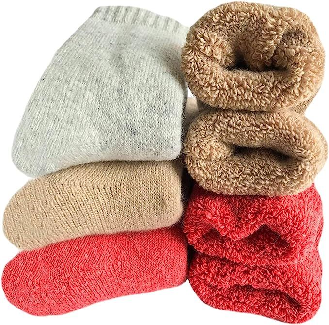 Womens Super Thick Wool Socks - Soft Warm Comfort Casual Crew Winter Socks (Pack of 3/5), Multico... | Amazon (US)