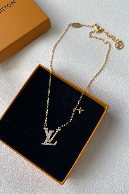 Louis Vuitton necklace dhgate 

#LTKunder100 #LTKsalealert #LTKunder50