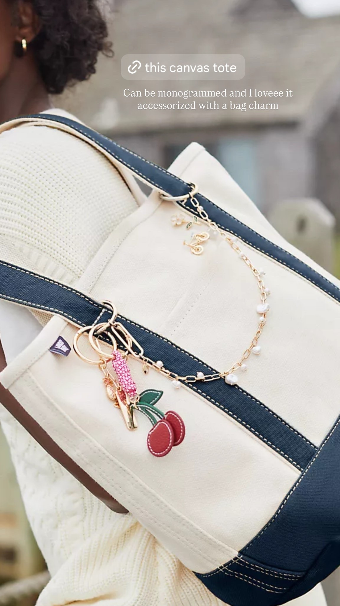 This canvas tote + bag charm situation 😍 Can be monogrammed too

#LTKValentine #LTKmomlife #LTKTravel