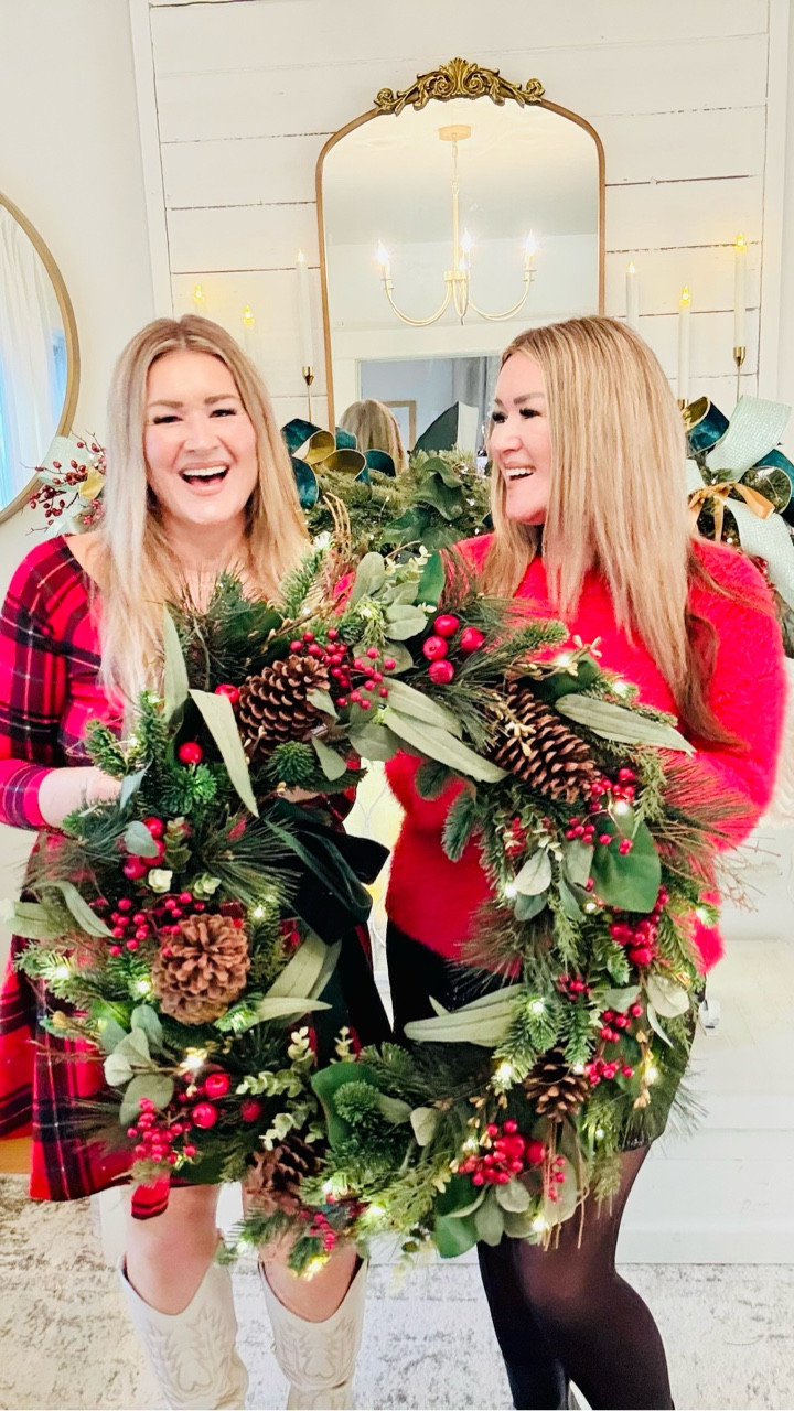 These are absolutely stunning, luxury holiday wreaths! Perfect for the warm, Thanksgiving 🦃 gathering welcomes and transitioning all through the 🎄holiday season, these styles are so rich & versatile! They are simply gorgeous in person friends and perfect to adorn your front door all season long!

#wreath #wreaths #holidaydecor #holidaycheer #holidayinspo #christmas #christmasdecor

#LTKSeasonal #LTKParties #LTKHome
