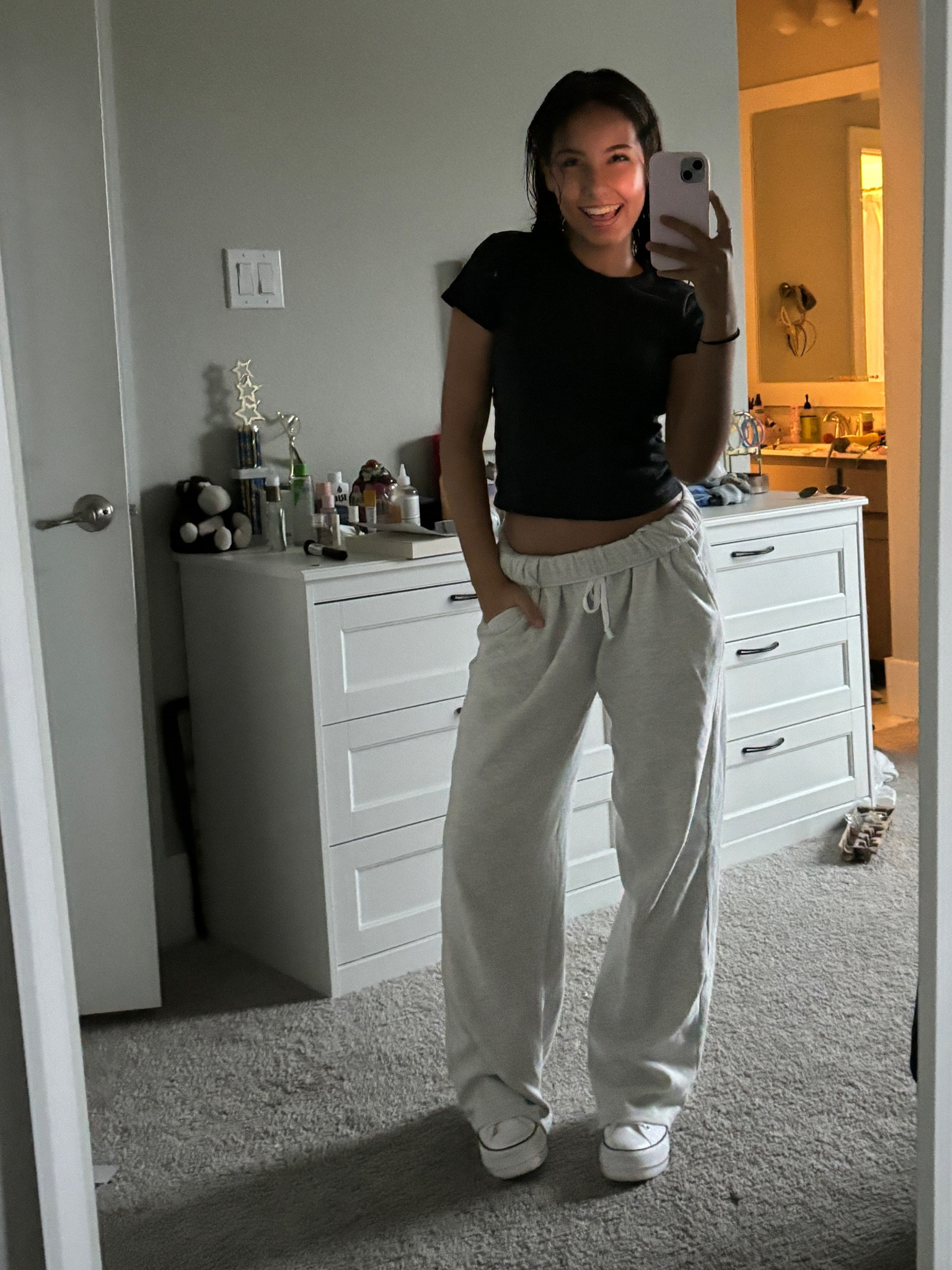 Pants from brandy: Anastasia waffle knit in light grey
Shoe size: 7.5