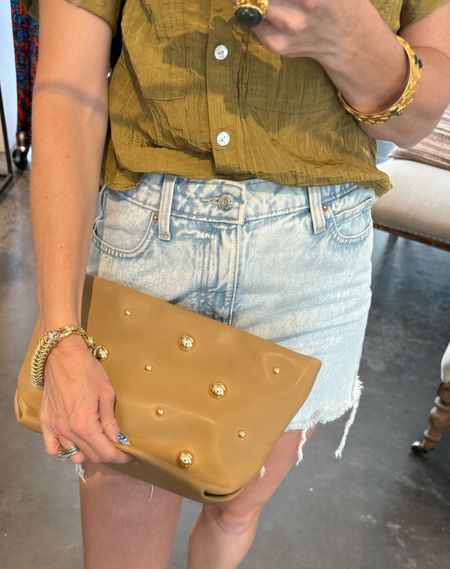 Obsessing over this Nashville boutique find, I’m not totally in love with this handbag and belt brand! 

#Handbag #Clutch #SpringBags #Nashville #SpringOutfit 

#LTKItBag #LTKStyleTip #LTKSeasonal