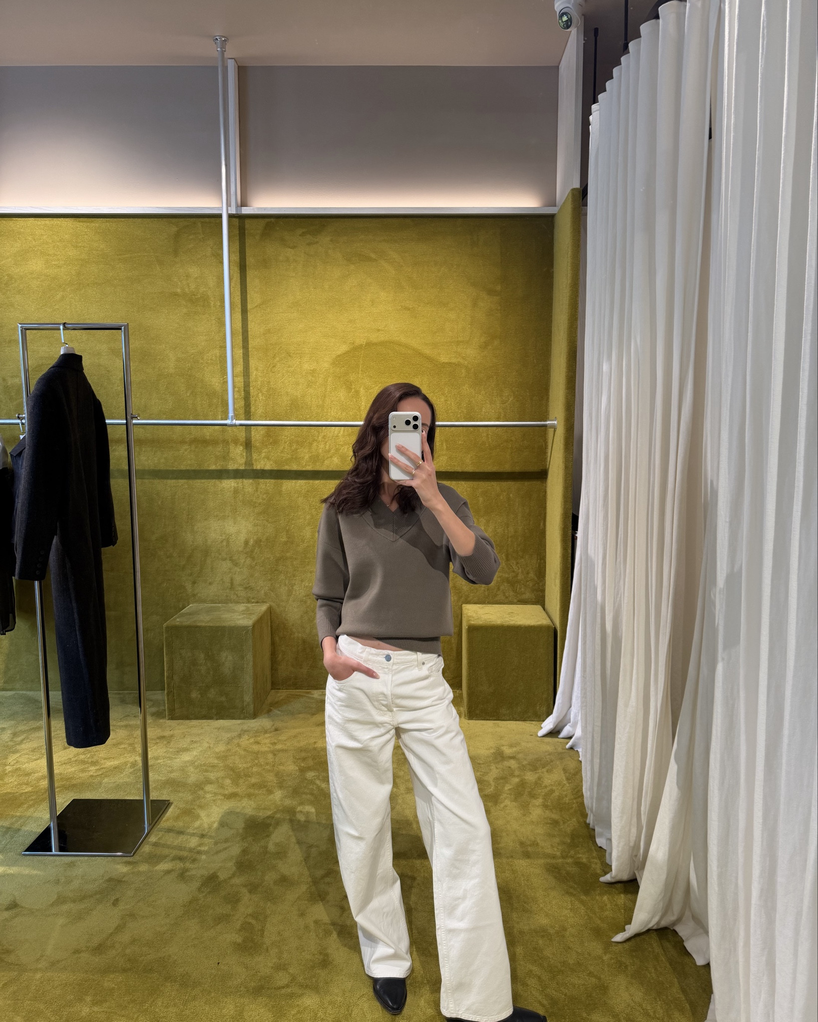 23 jeans xs top 

#LTKworkwear #LTKaustralia #LTKsummer