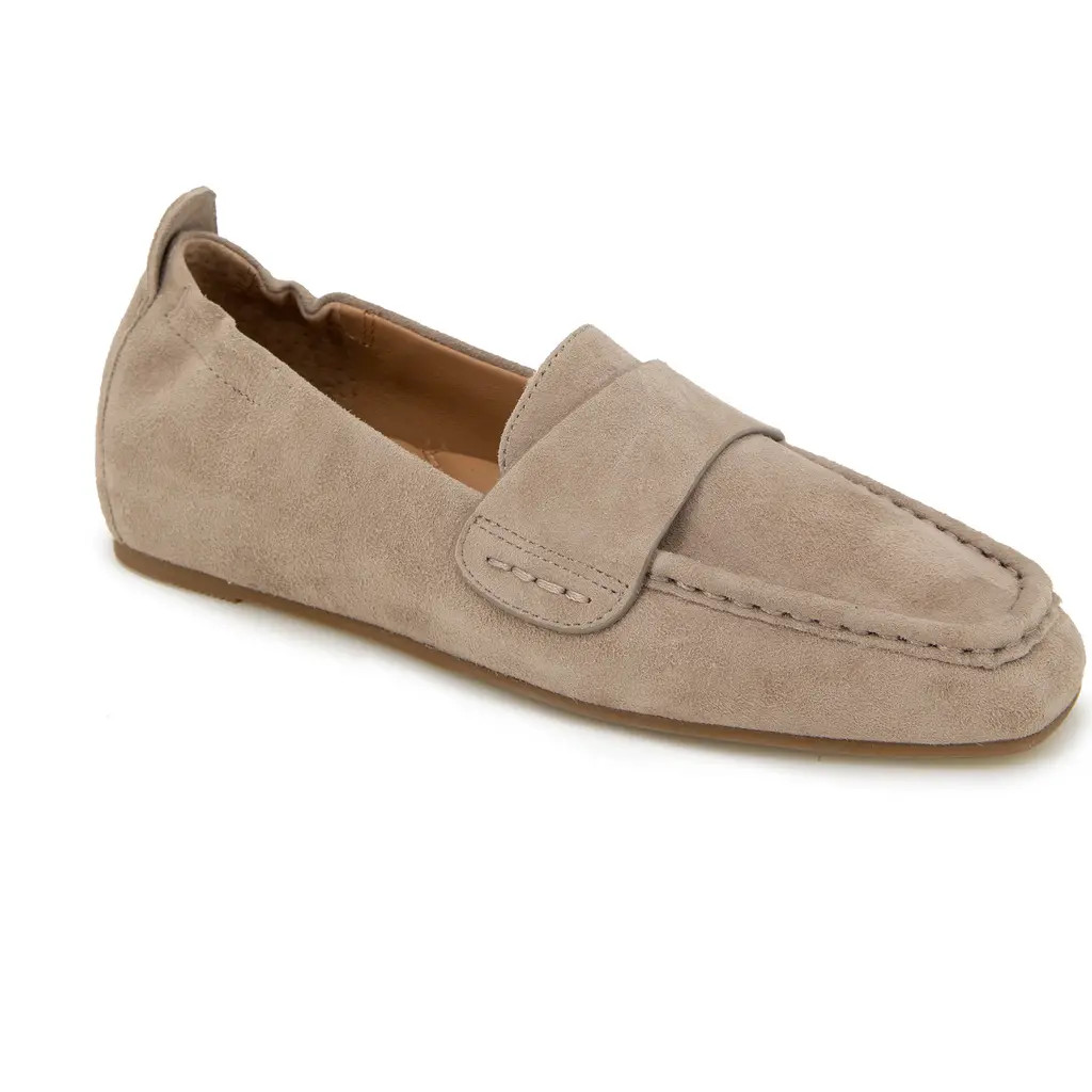 GENTLE SOULS BY KENNETH COLE Sophie Loafer in Mushroom at Nordstrom, Size 8.5 | Nordstrom